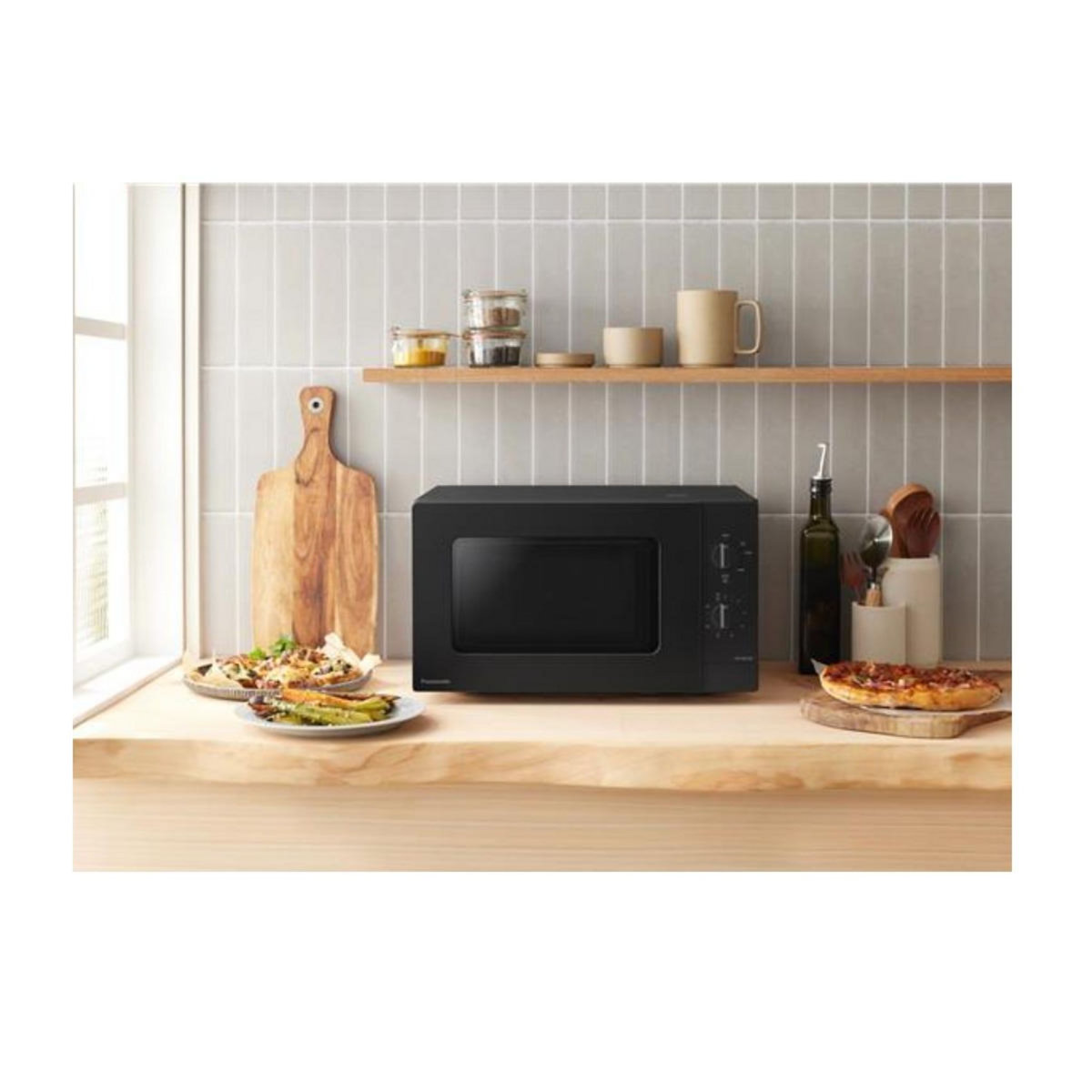 PANASONIC Four micro-ondes 20l 800w - NN-SM22QBEPG