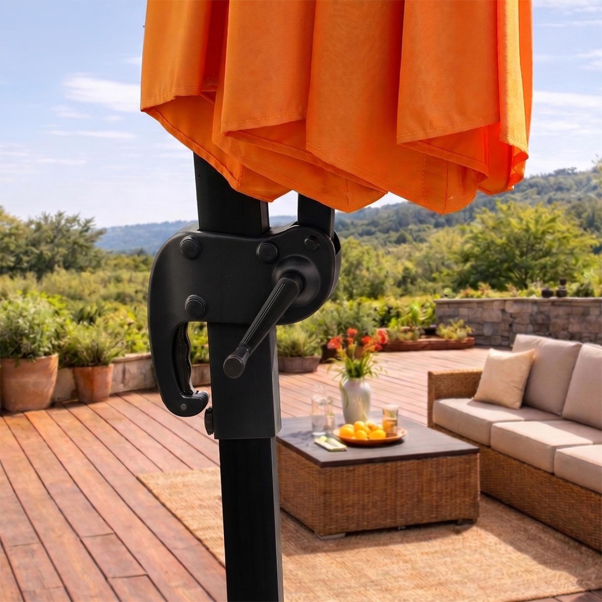 Voir la diapositive 6 : CONCEPT USINE Parasol octogonal  350cm déporté orange en aluminium castillo