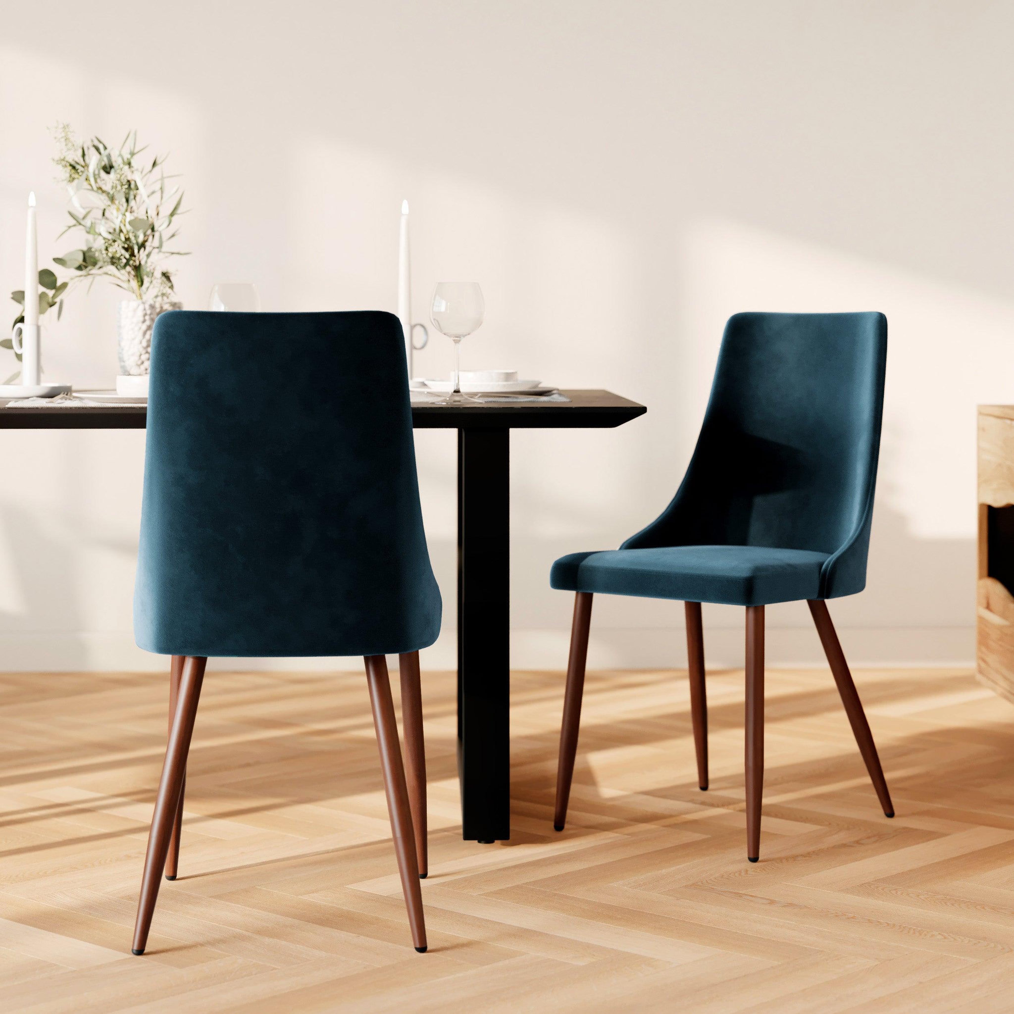 Voir la diapositive 2 : MAISON PAVANE Lot de 2 chaises en velours bleu-vinni