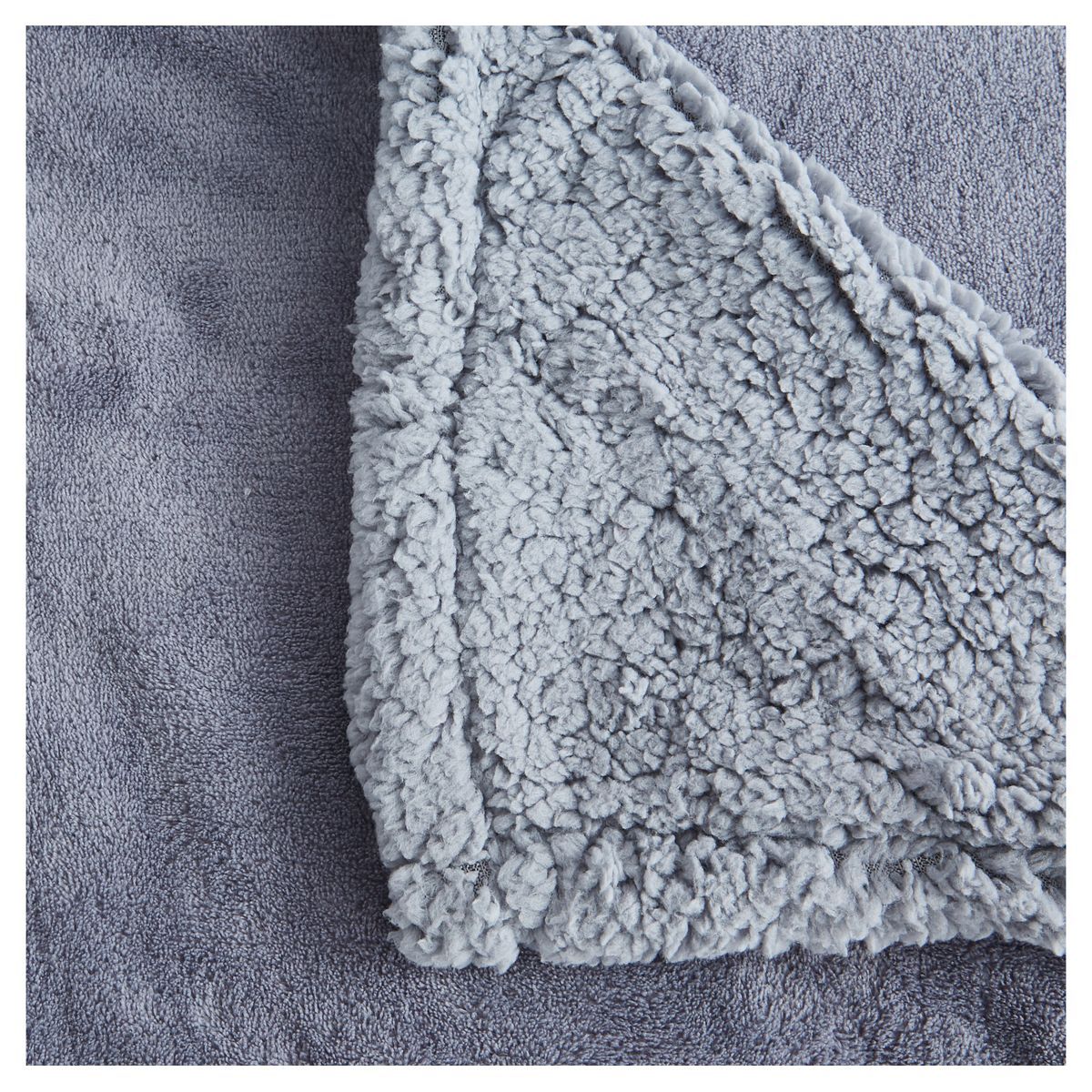 ACTUEL Couverture unie bi- matière en polyester 240g/m² SWEET 