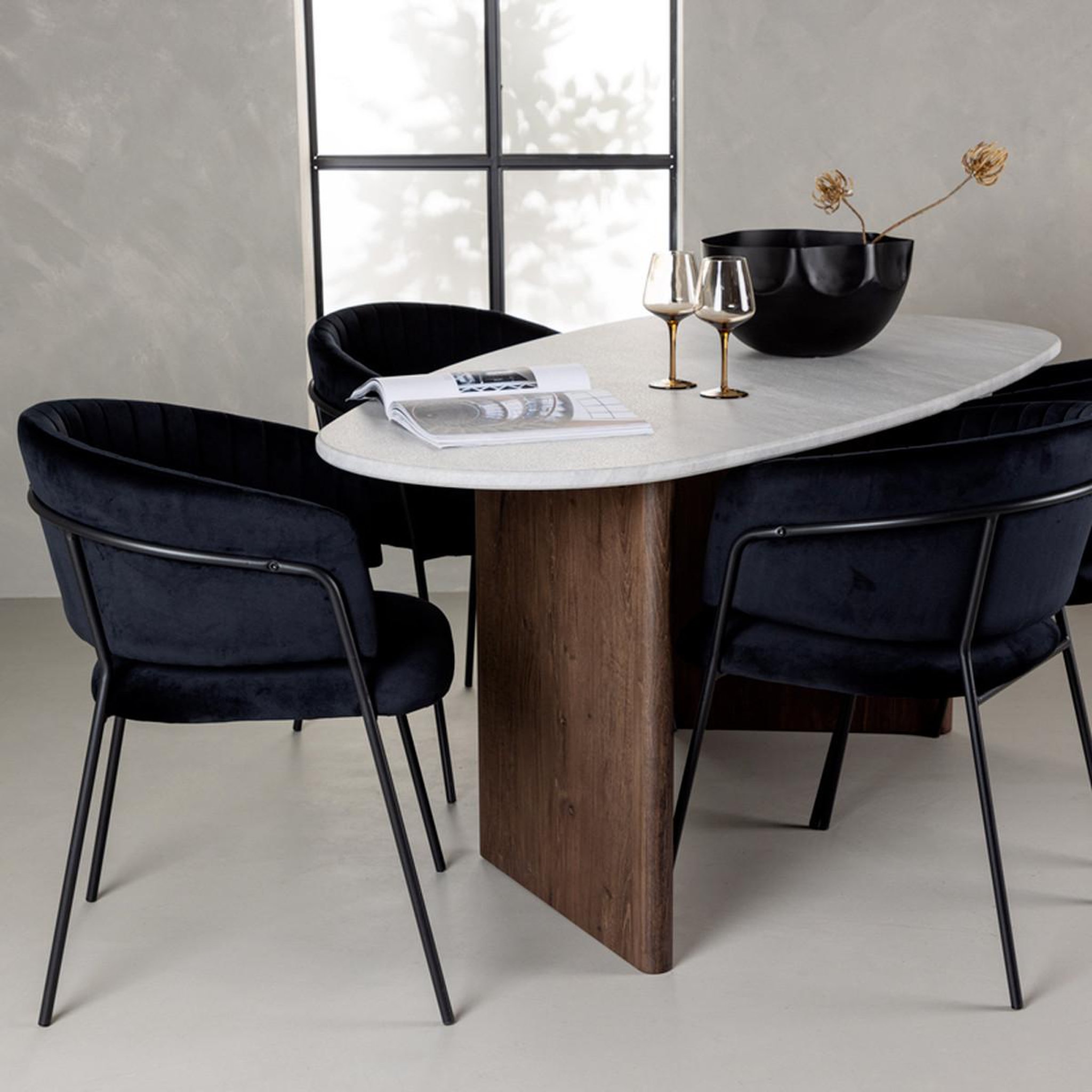 Voir la diapositive 5 : Paris Prix Ensemble table à manger & 4 chaises  gronvik & selma  180cm gris clair & noir