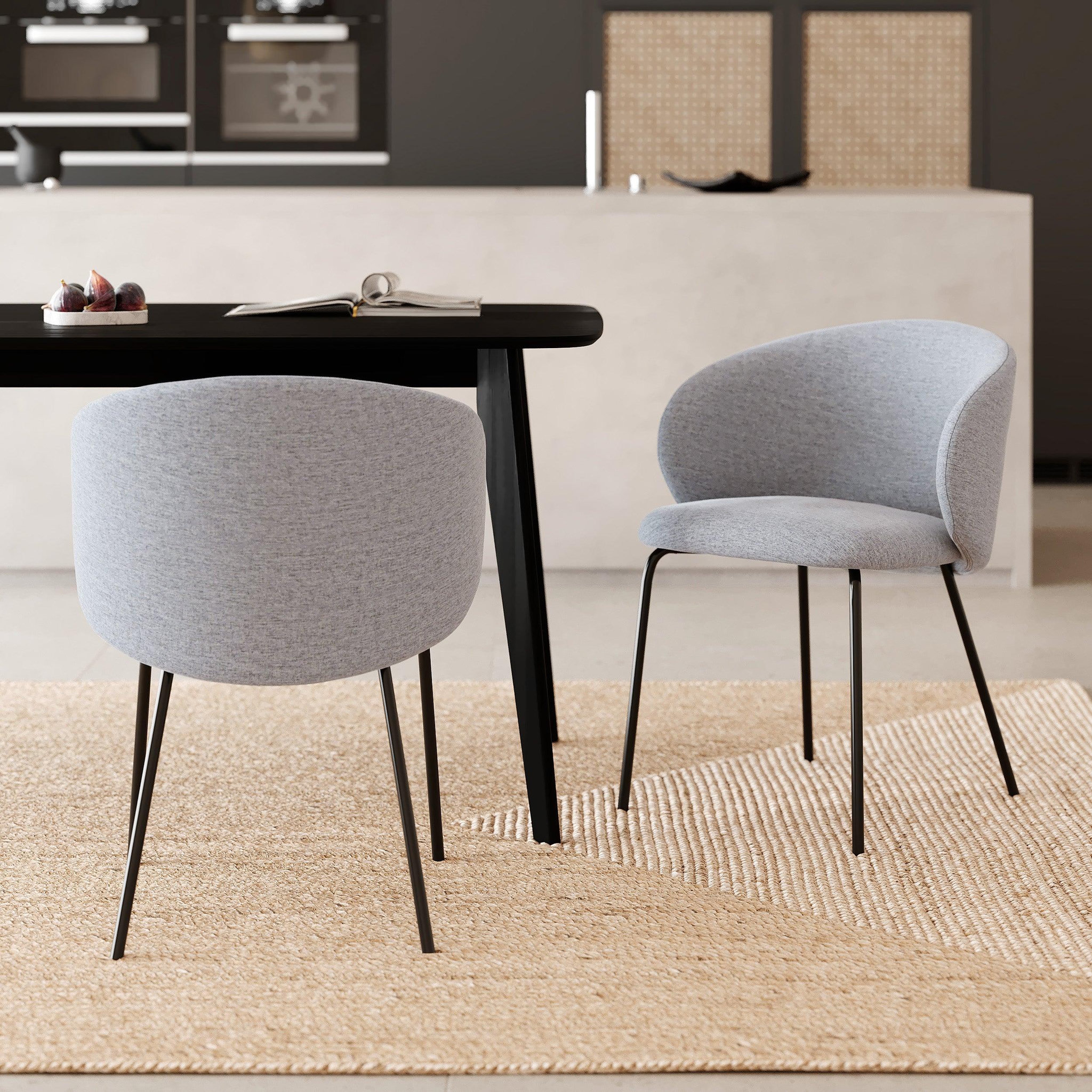 Voir la diapositive 2 : MAISON PAVANE Lot de 2 chaises en tissu gris clair et pieds en métal noir-victoria