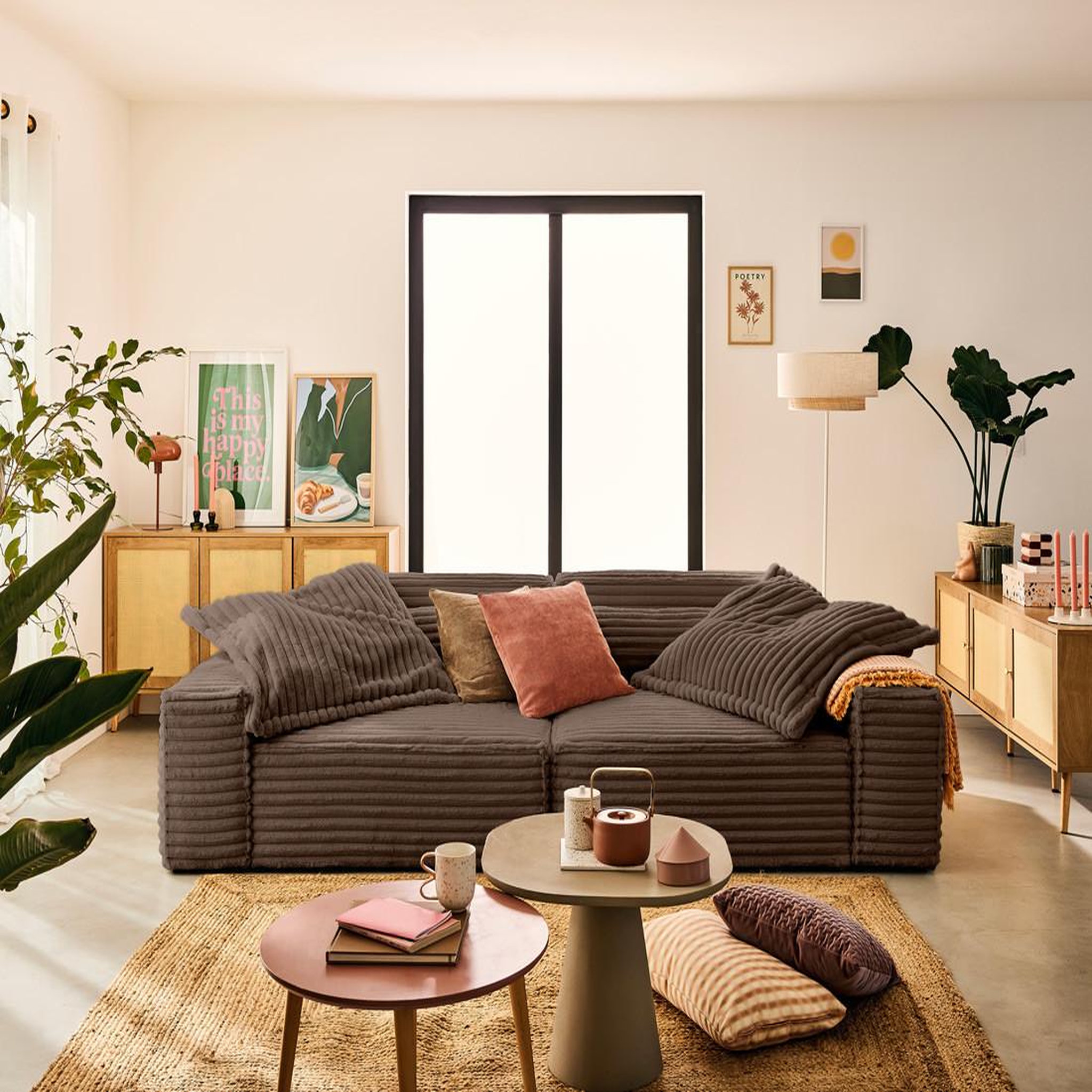 Voir la diapositive 2 : LISA DESIGN Richie - canapé droit 3 places avec double méridienne - assise profonde - en fausse fourrure côtelée