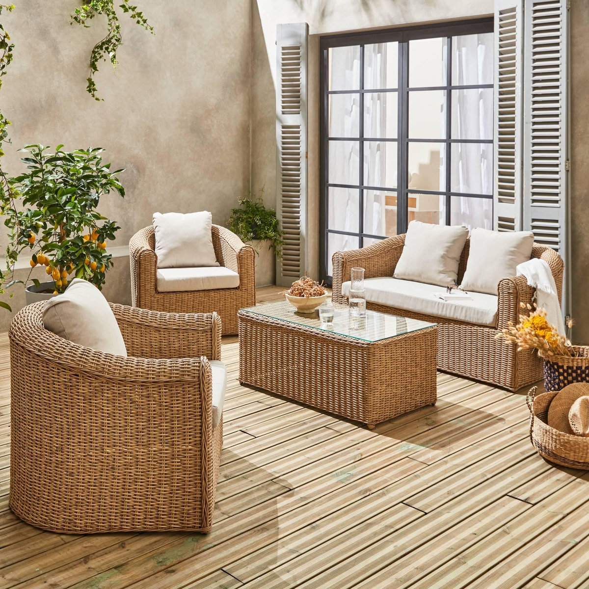 SWEEEK Salon de jardin en résine tressée arrondie 4 places - Valentino - Coussins