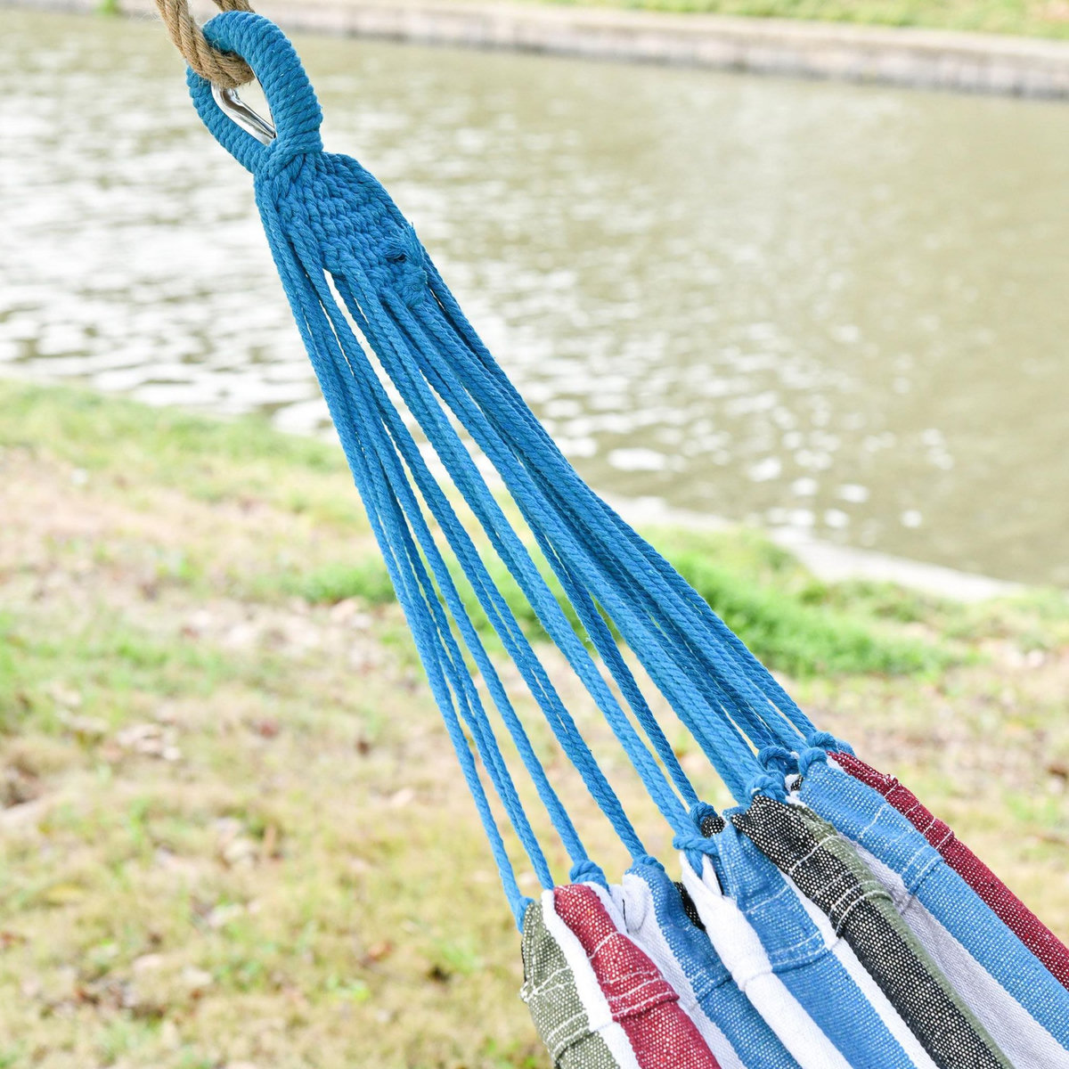 OUTSUNNY Hamac de voyage portable style hippie chic toile de hamac dim. 3L x 1,5l m coton polyester multicolore