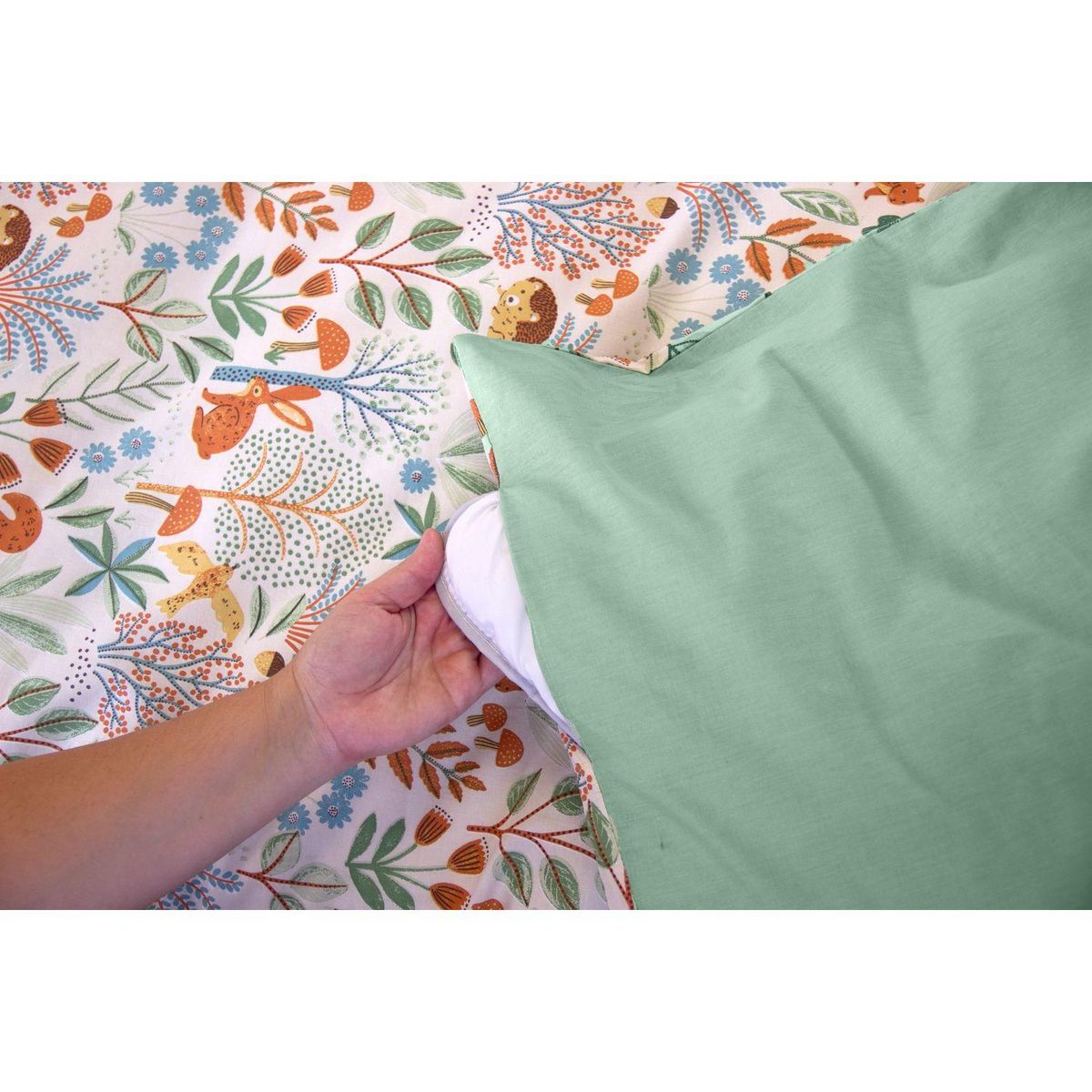 COTE DECO Parure de lit enfant imprimé Liberty - 100% coton 57 fils/cm² - 140 x 200 cm