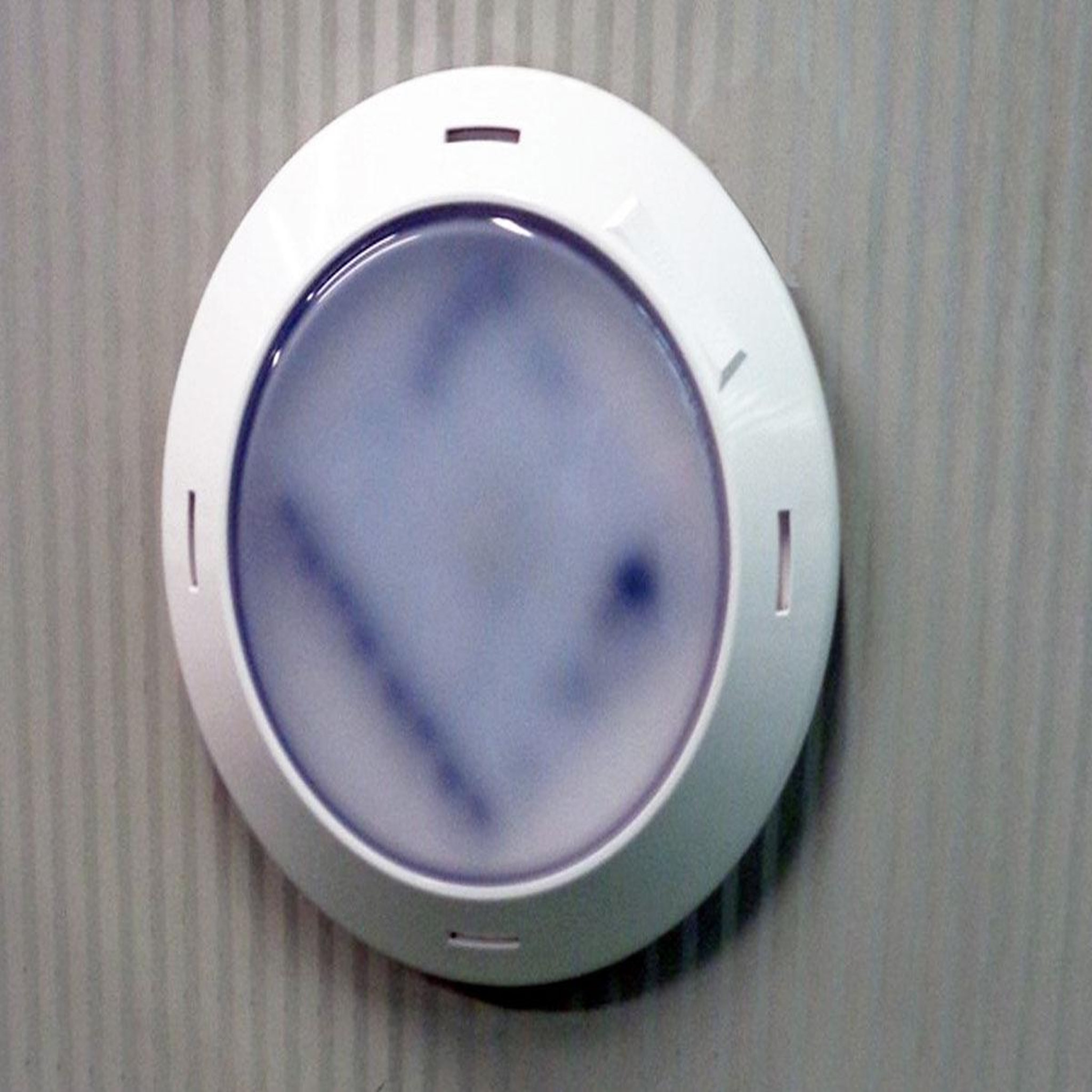 Voir la diapositive 2 : GRE Projecteur LED blanc pour piscine enterrée - Gré