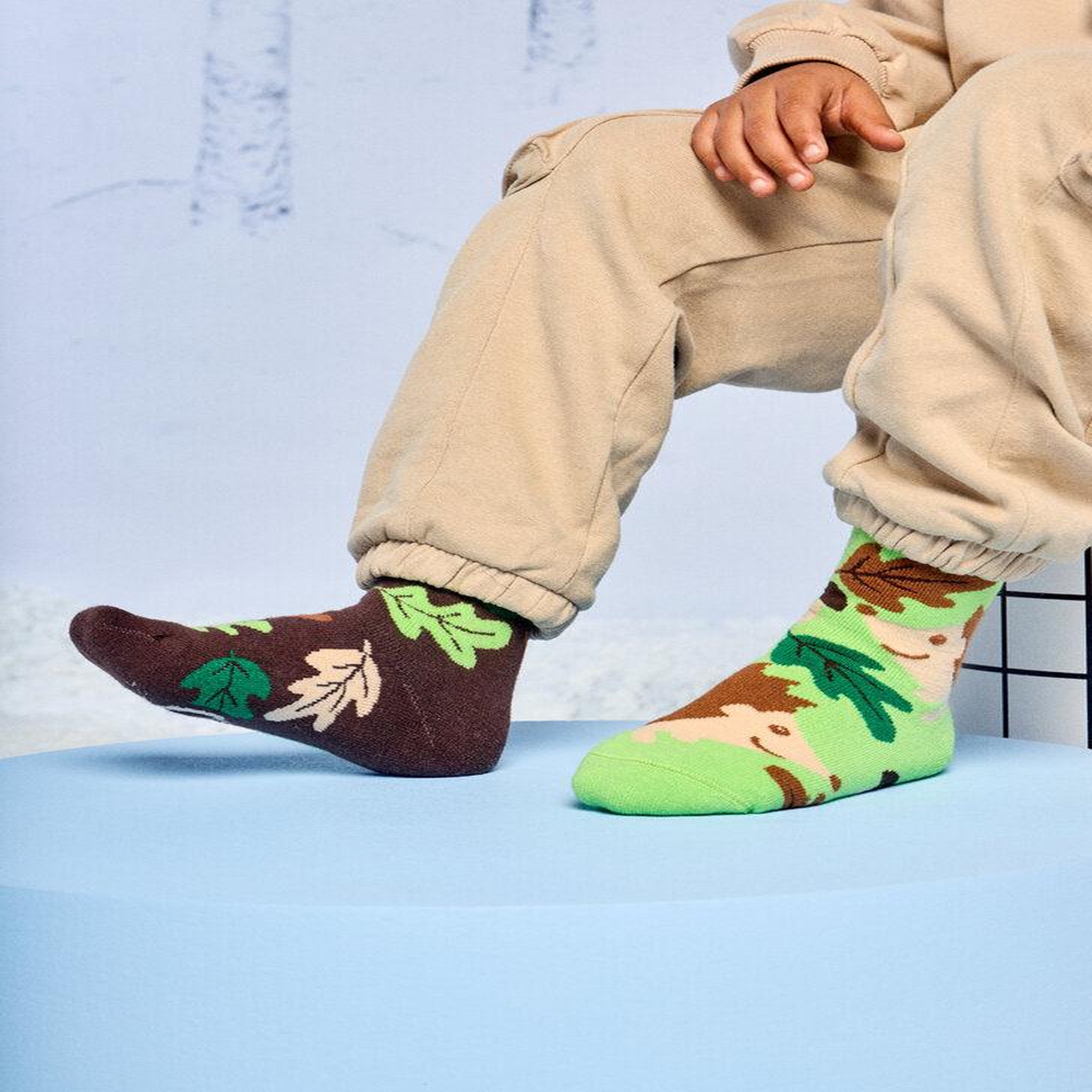 Voir la diapositive 2 : DEDOLES Chaussettes chaudes enfants hérissons et feuilles