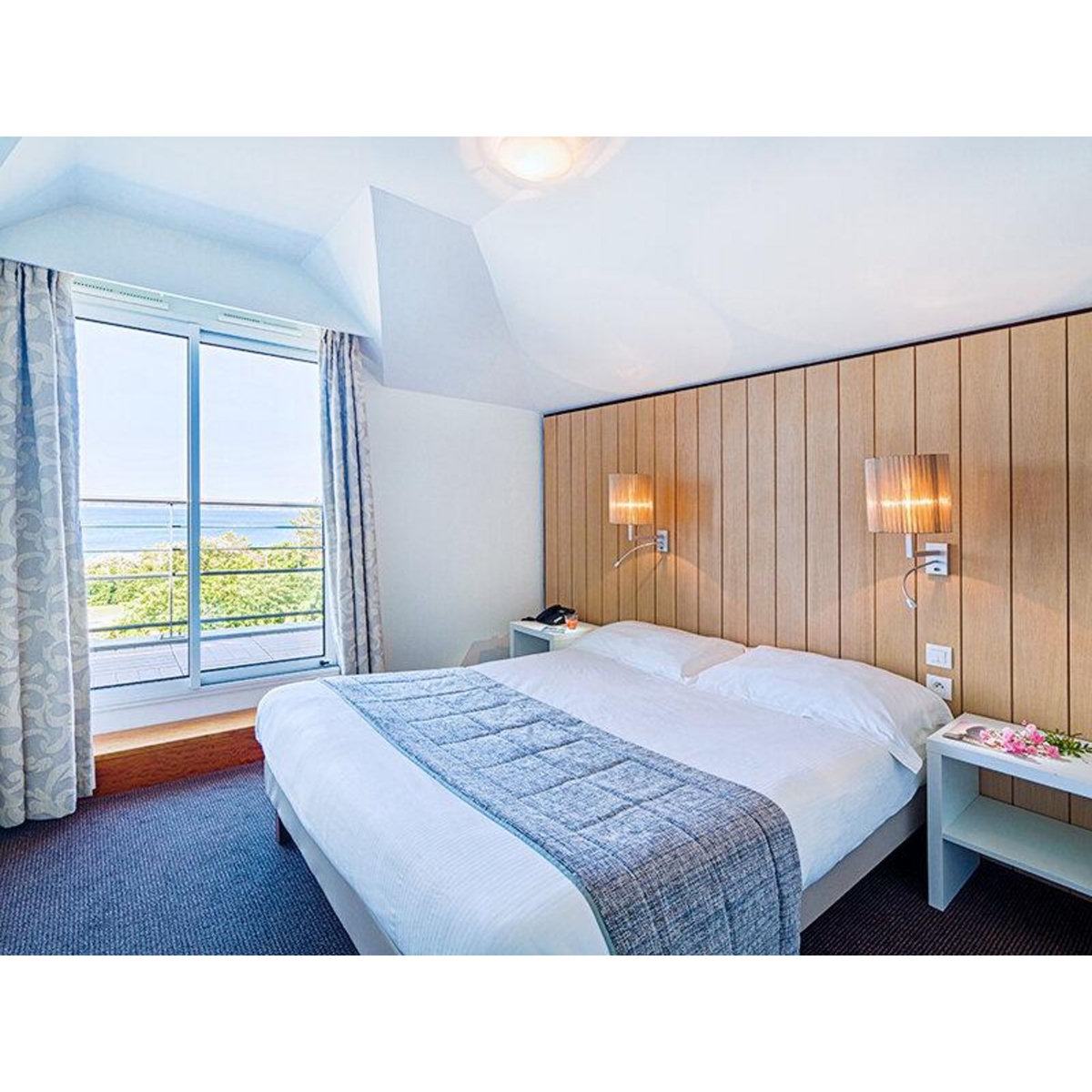 Smartbox Escapade relaxante de 3 jours avec accès à l'espace détente dans un hôtel 4* à Concarneau - Coffret Cadeau Séjour