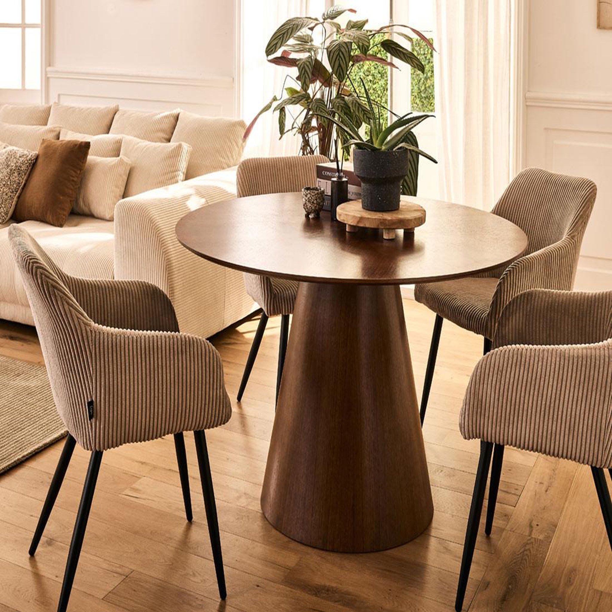 Voir la diapositive 3 : LISA DESIGN Toledo - table à manger ronde - effet bois foncé - 120 cm - 4 à 6 personnes
