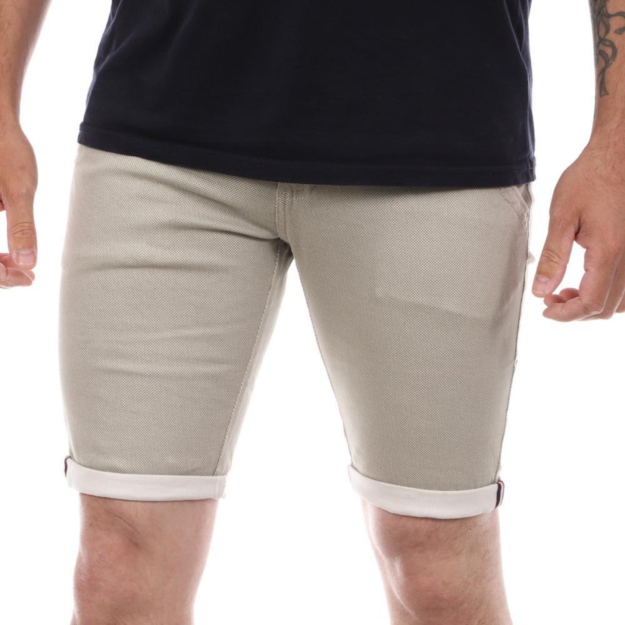 LA MAISON BLAGGIO Short gris homme la maison blaggio varen. Coloris disponibles : Gris