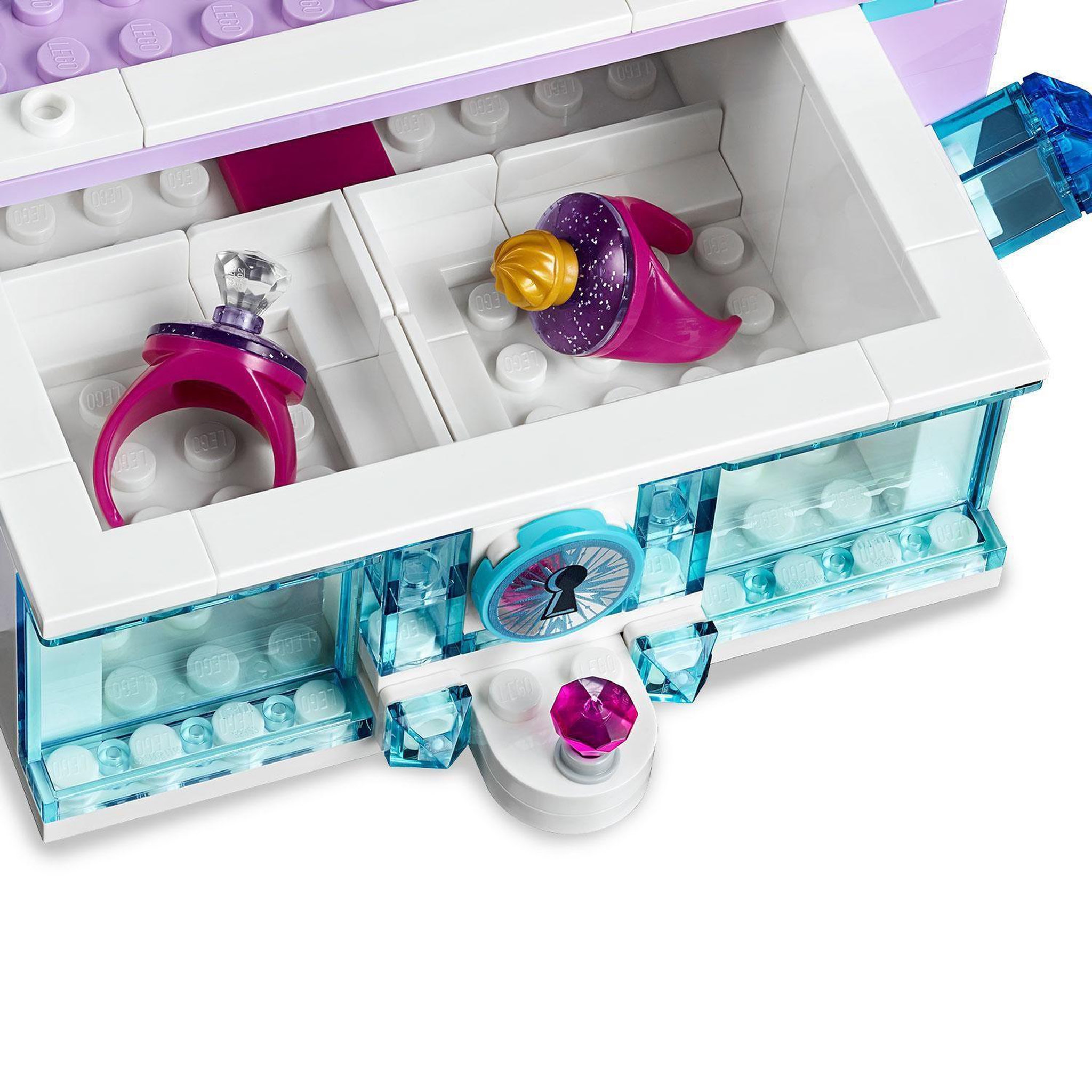 Voir la diapositive 4 : LEGO Disney 41168 - La boîte à bijoux d'Elsa - La Reine des Neige 2