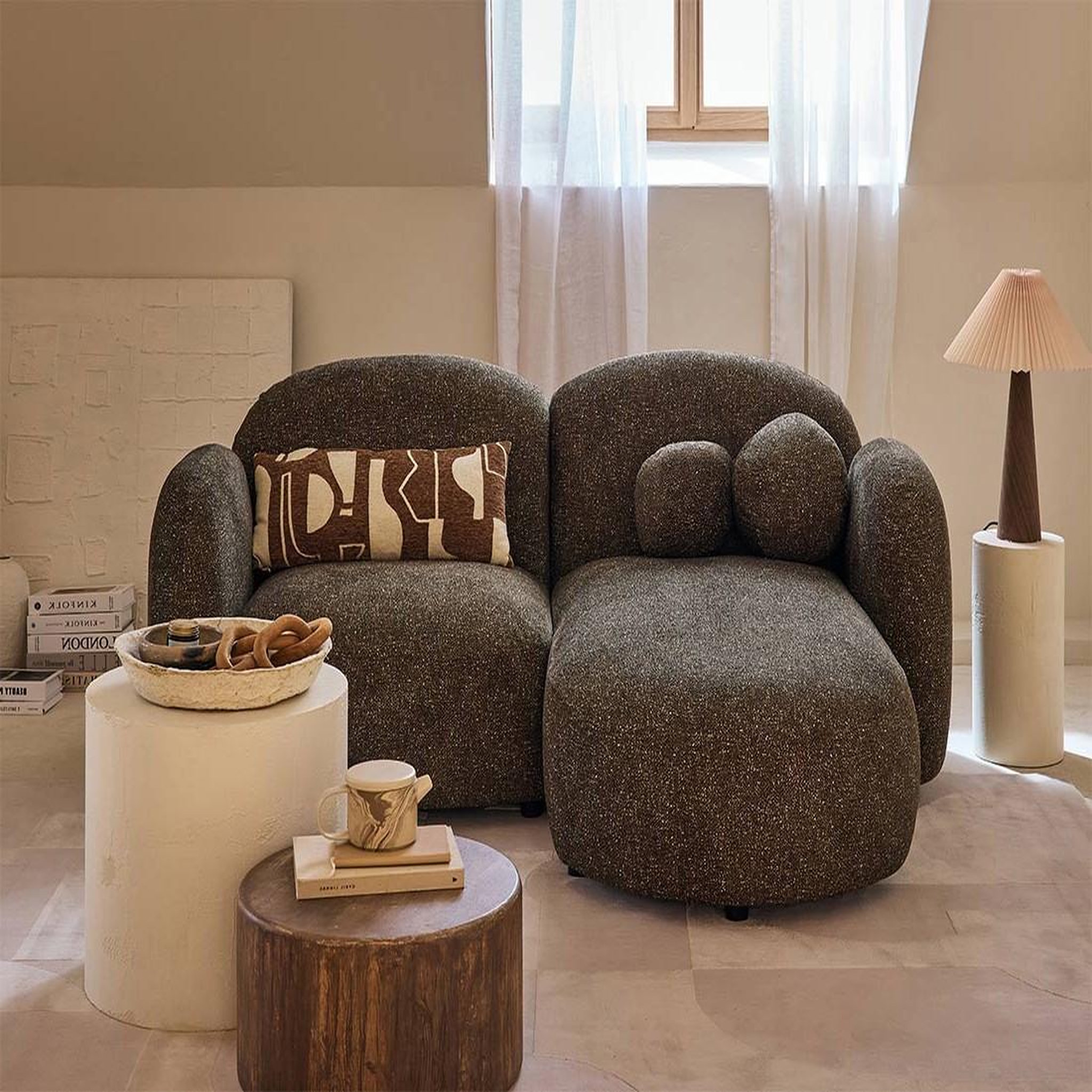 Voir la diapositive 1 : LISA DESIGN Velris - canapé d'angle droit 3 places en tissu moucheté