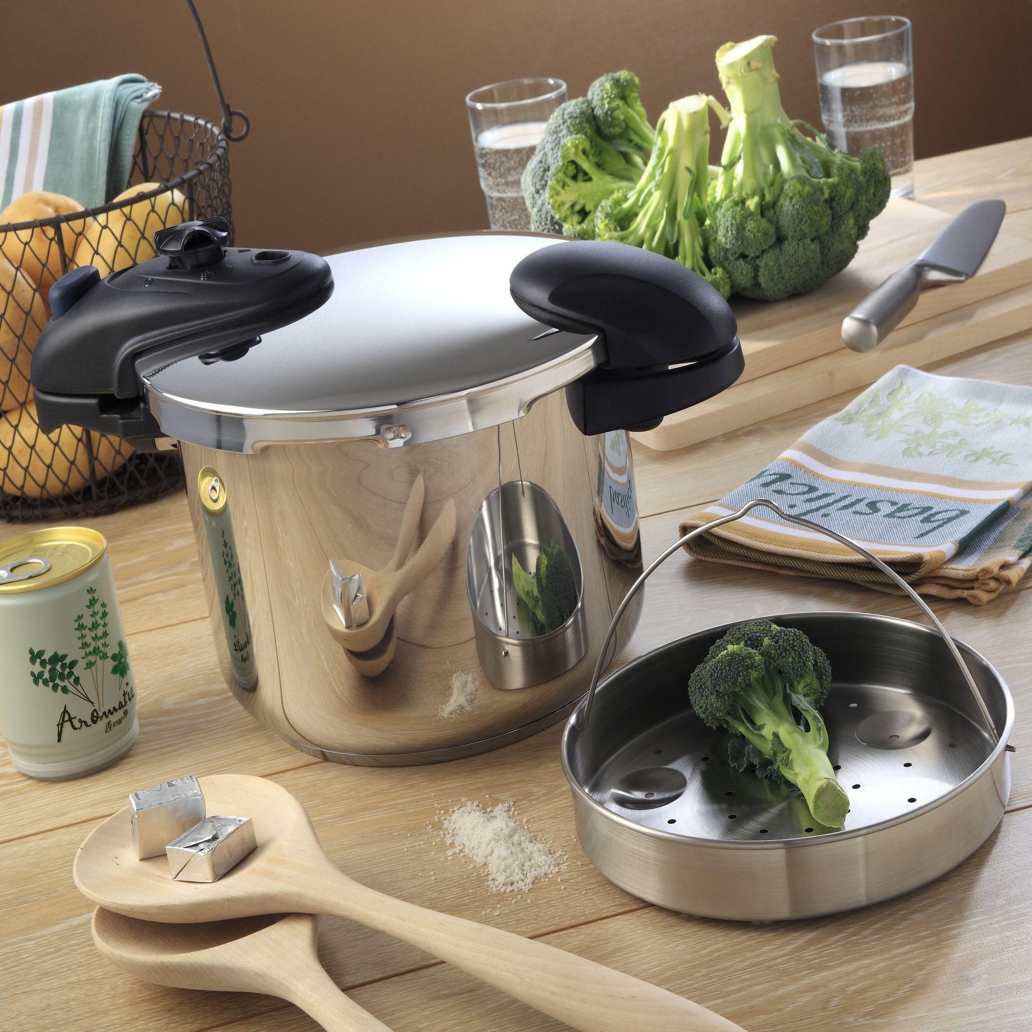 Voir la diapositive 2 : BATIMEX Autocuiseur Baïonnette 6L - inox