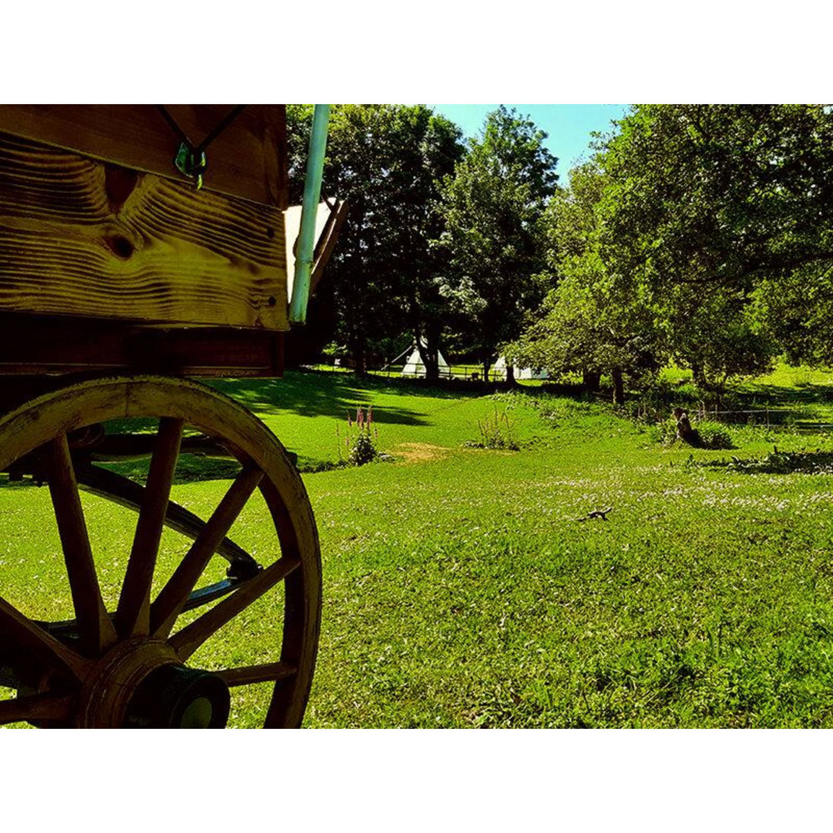 Smartbox 4 jours insolites en chariot western près de Quimperlé - Coffret Cadeau Séjour