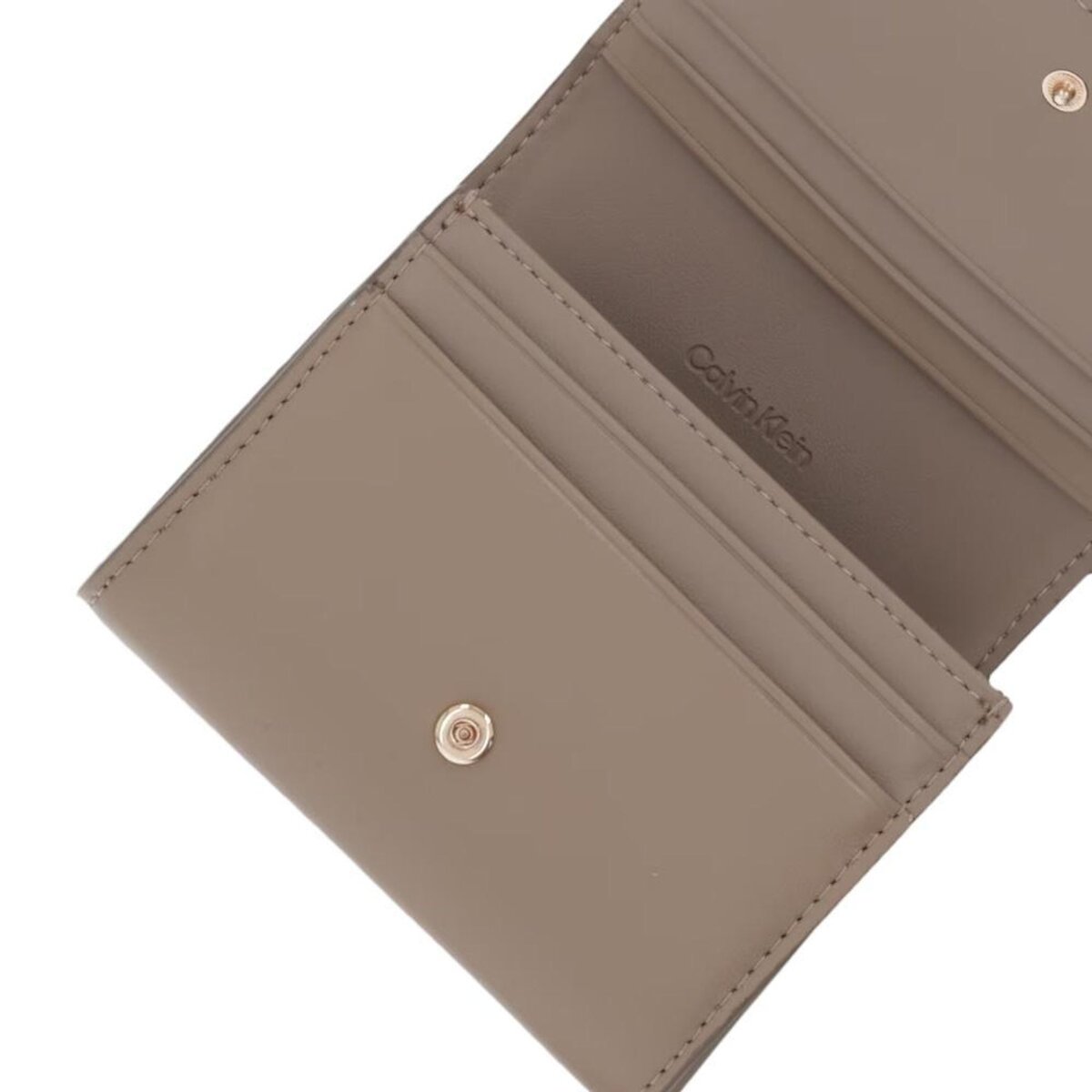 CALVIN KLEIN JEANS Portefeuille  Femme Calvin Klein Jeans Bold