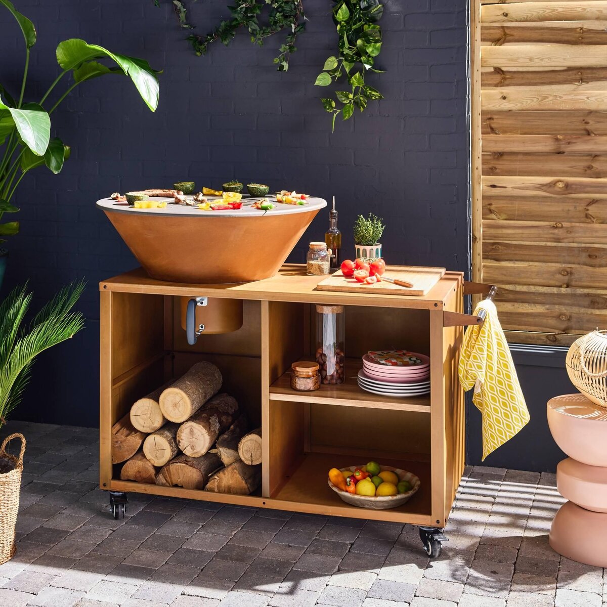 SWEEEK Braséro de cuisson Ø80cm avec grille de cuisson et espace de rangement, L 138 x P 82 x H 114 cm