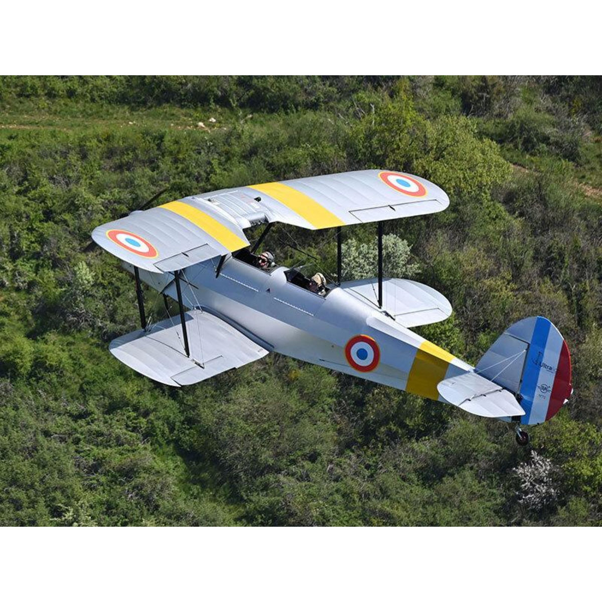 Smartbox Vol en ULM Stampe de 25 min à Bourg-en-Bresse - Coffret Cadeau Sport & Aventure