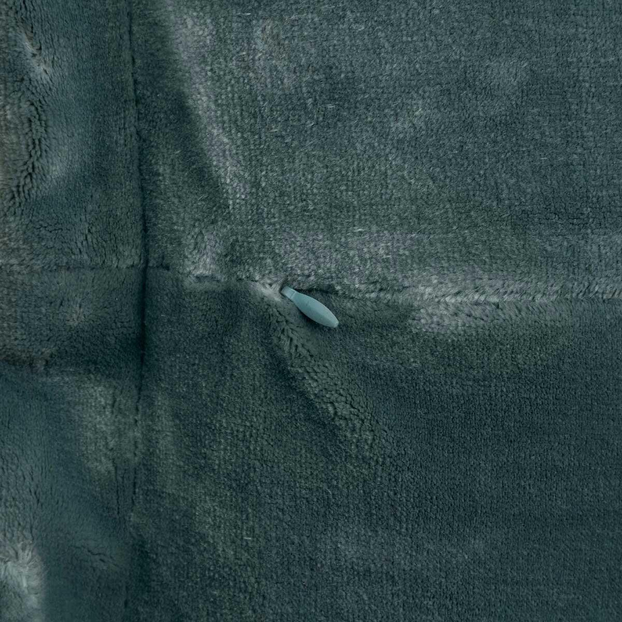 Voir la diapositive 3 : ATMOSPHERA Coussin déco flanelle  cuddly  38x58cm bleu givré