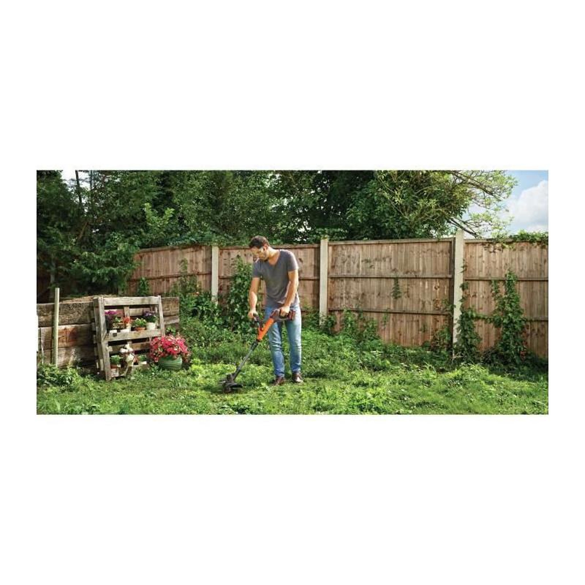 Voir la diapositive 3 : Black et Decker BLACK + DECKER Coupe-Bordures 30 cm sans fil LITHIUM 18V POWERCOMMANDTM- 4Ah - 1 batterie - 1 bobine de 10m fil 1,6mm - 1 charge