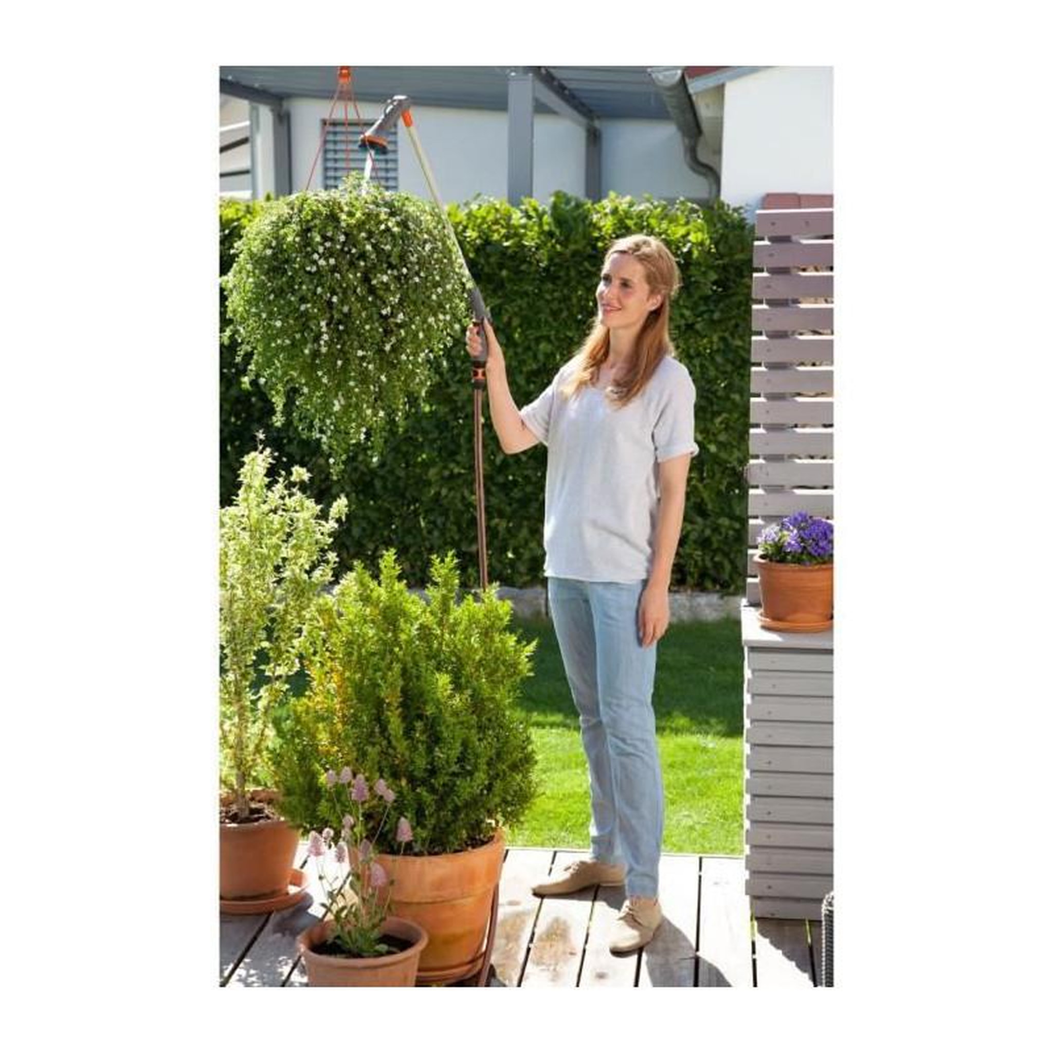 Voir la diapositive 2 : Gardena GARDENA Fusil-arrosoir pour suspensions Comfort - Longueur 90cm - Jet aere + brume - Verrouillage du jet - Garantie 5 ans 18335-