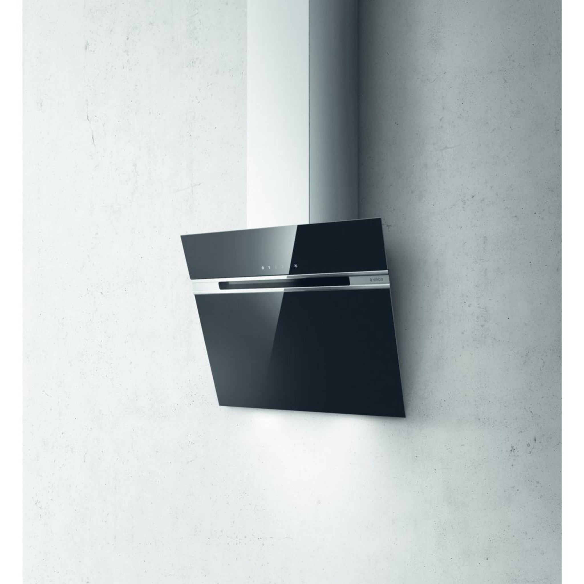 ELICA Hotte décorative murale inclinée STRIPE BL/A/60/LX