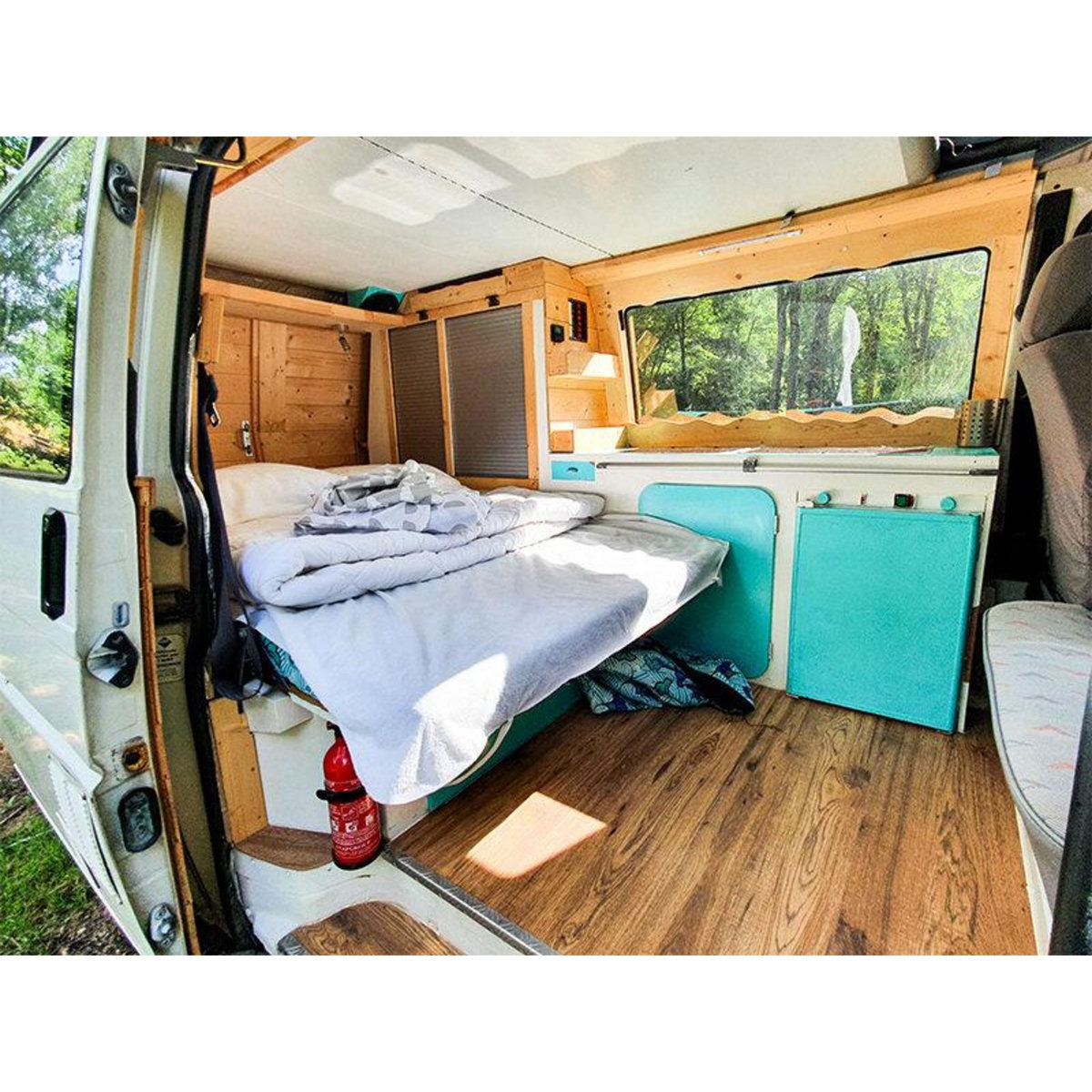 Smartbox Séjour insolite en famille : 2 jours en van aménagé près de Montluçon - Coffret Cadeau Séjour