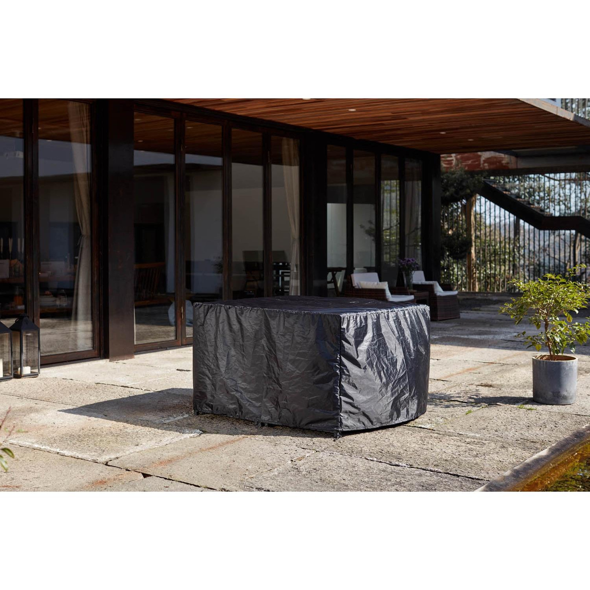 Voir la diapositive 4 : CONCEPT USINE Salon de jardin 8 places marron-blanc + housse de protection miami
