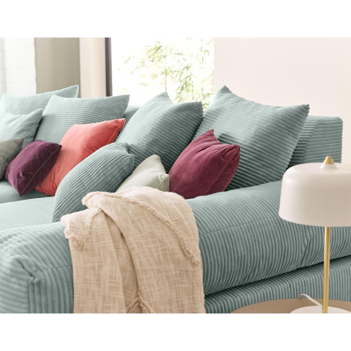 LISA DESIGN Aspen - canapé 4 places - assise profonde - velours côtelé