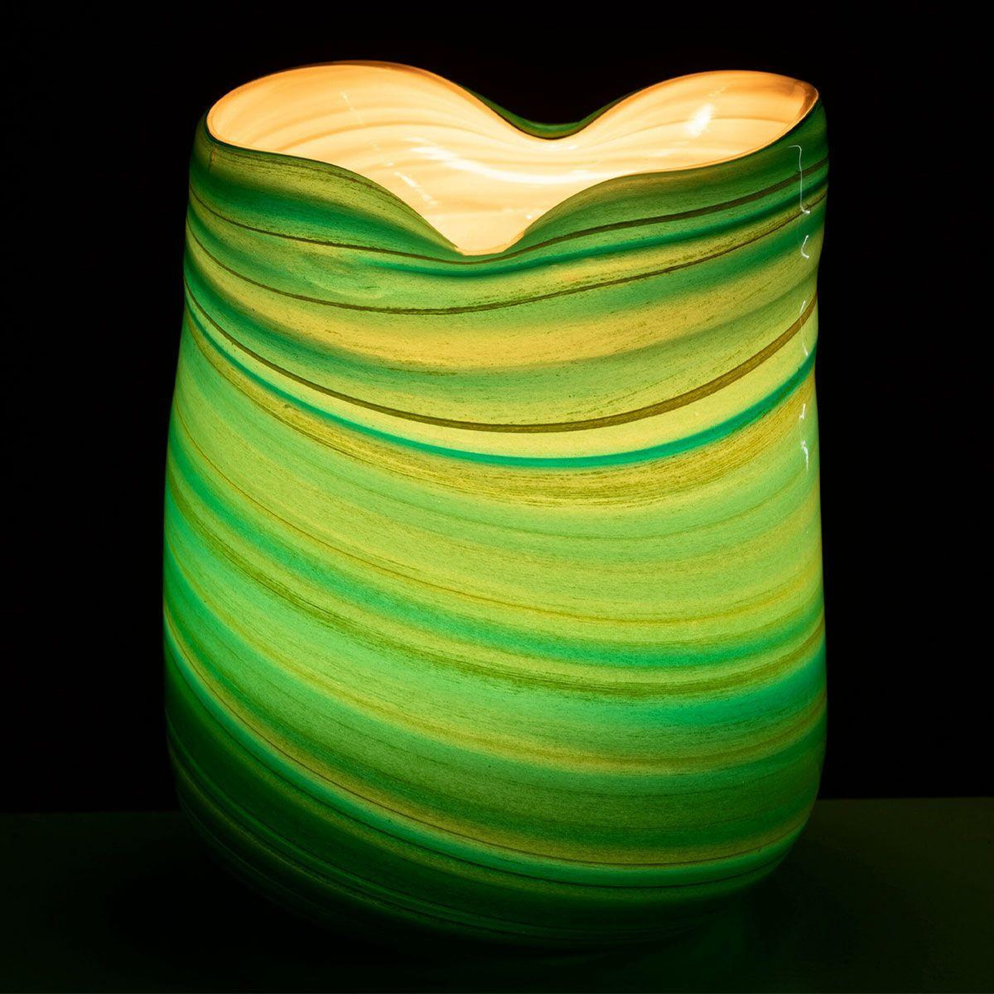 Voir la diapositive 3 : J-LINE Vase design en verre  vague  20cm bleu azur