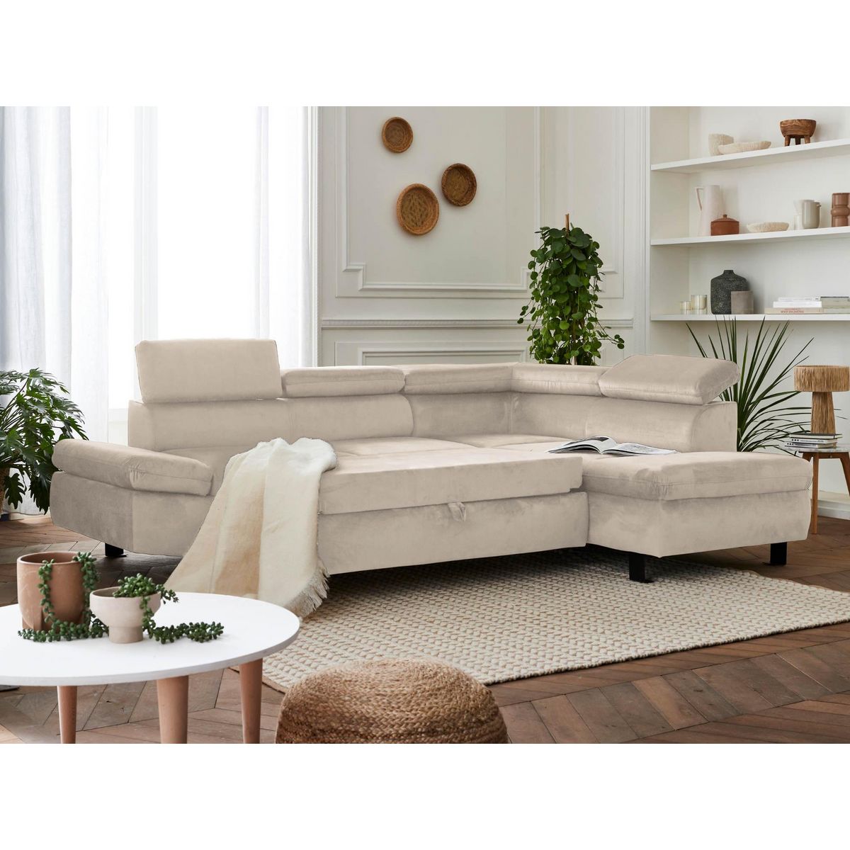 LISA DESIGN Nairobi - canapé d'angle convertible - en velours - 5 places - avec têtières - droit