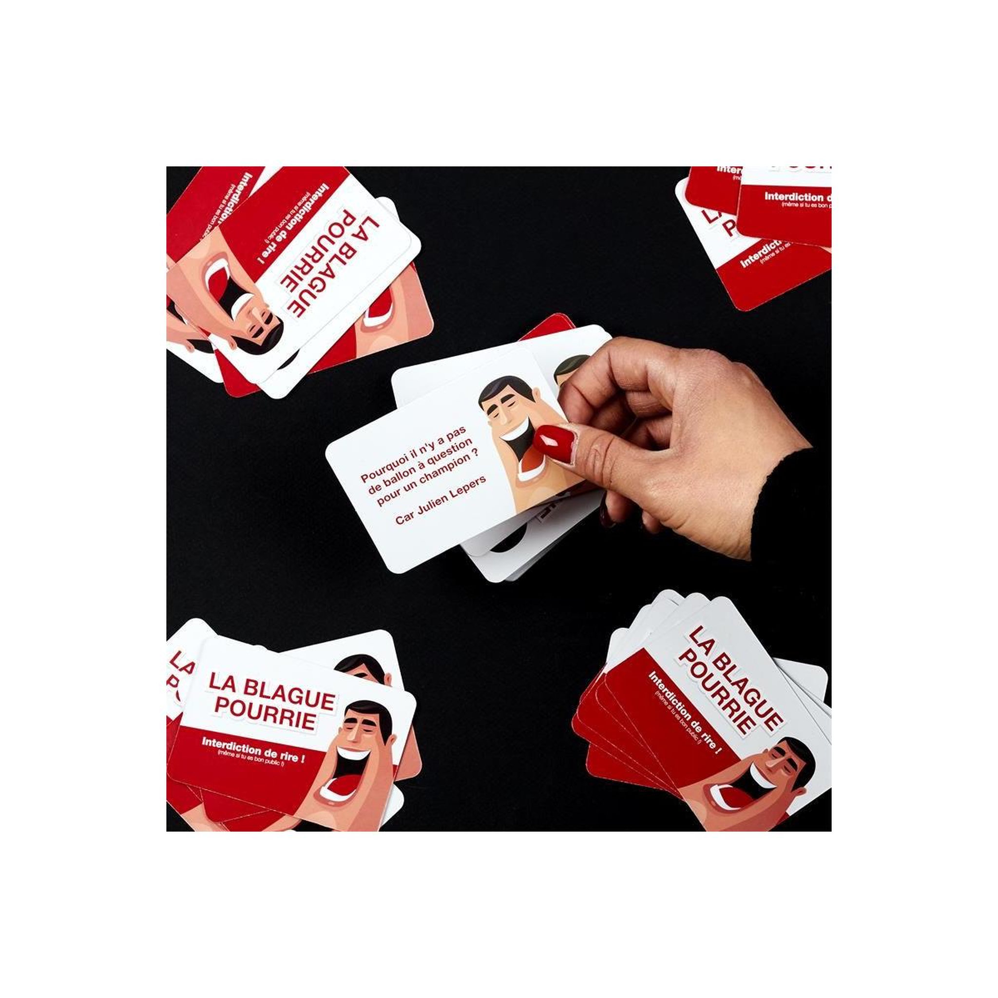 Voir la diapositive 3 : MISTER GADGET Jeu des blagues pourries  50 cartes  9cm rouge