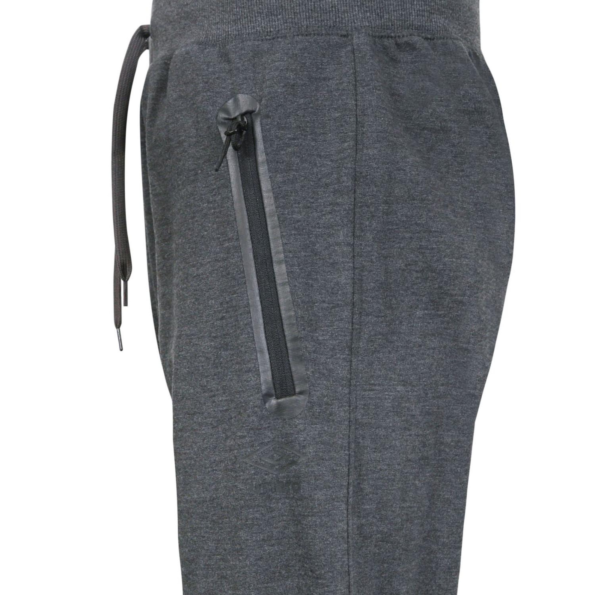 Voir la diapositive 2 : UMBRO Jogging gris foncé homme umbro fleece