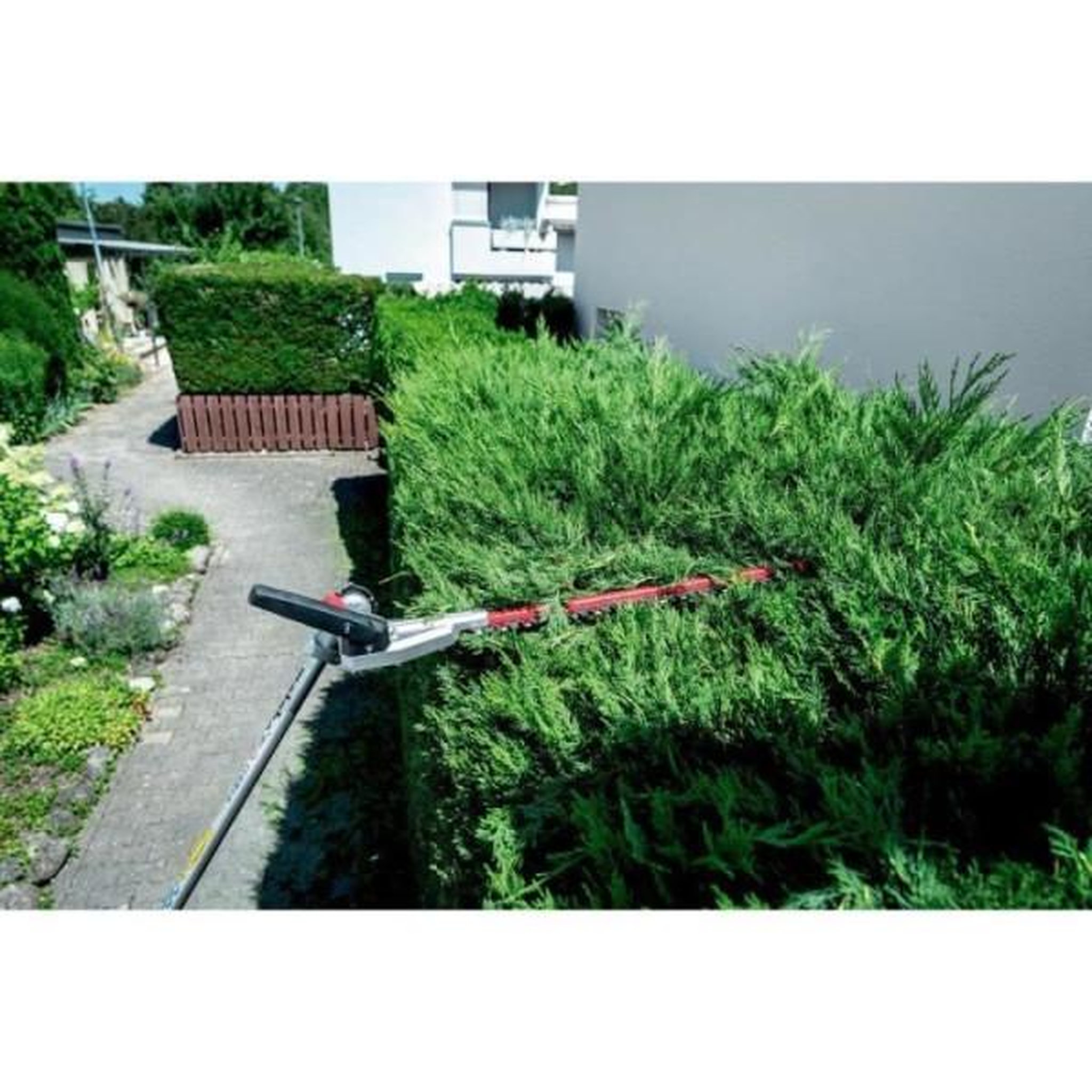 Voir la diapositive 5 : METABO Fourreau de protection pour taille-haie - METABO - MA-HS 50 - 18 V - Coupe haute précision - Fixation rapide