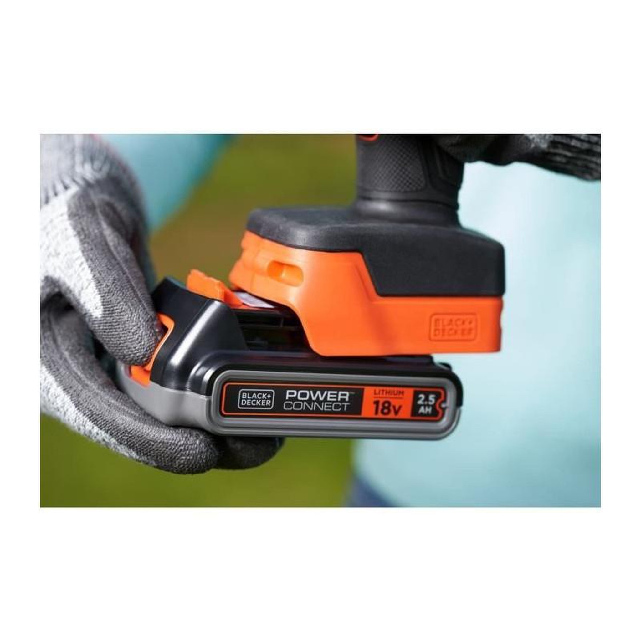 Voir la diapositive 3 : Black et Decker Sécateur BLACK+DECKER - Batterie Lithium 18V 2Ah - Capacité de coupe 25mm - Gâchette de sécurité