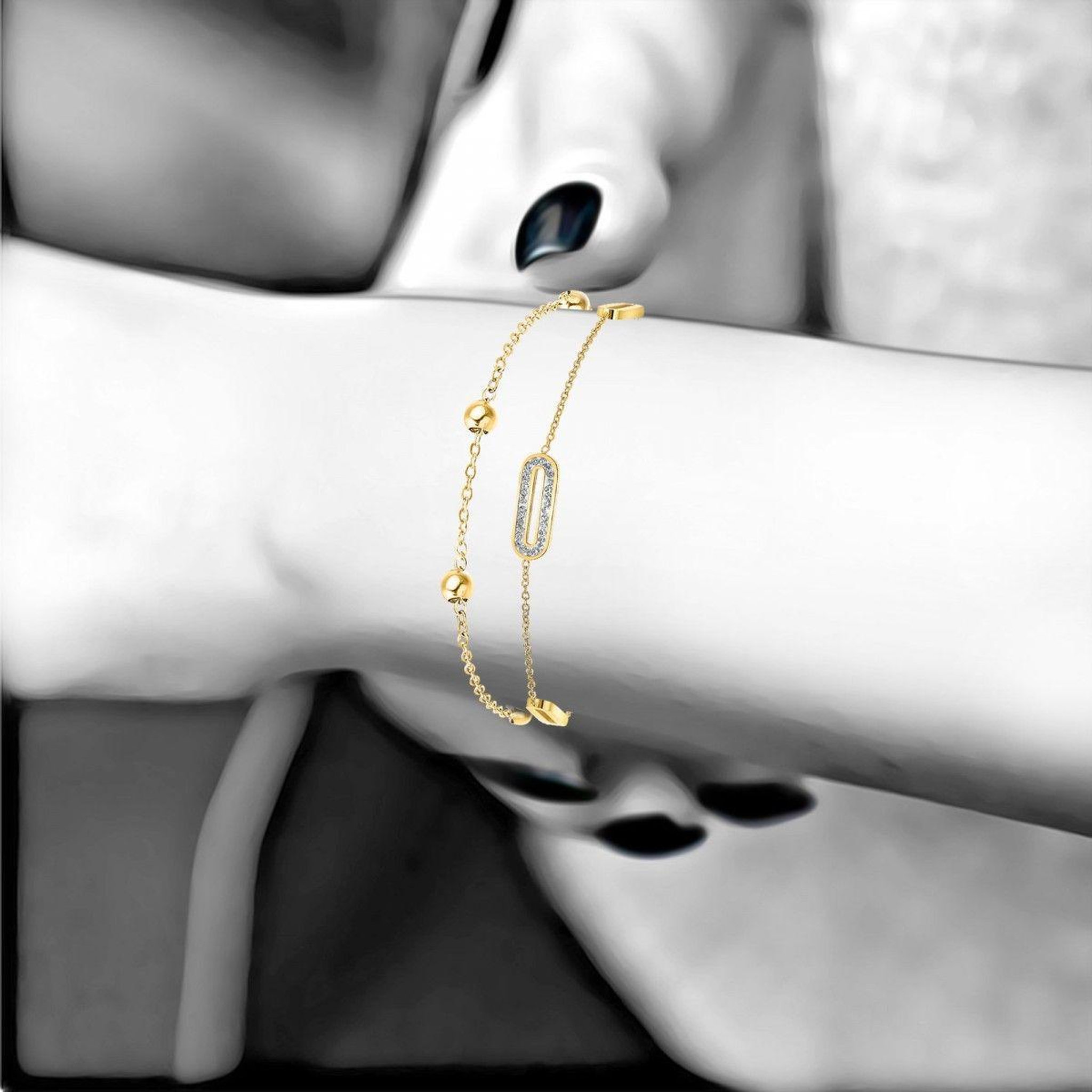 Voir la diapositive 3 : SC BOHEME Lot de 2 bracelets SC Bohème en Acier Finement doré orné de cristaux scintillants