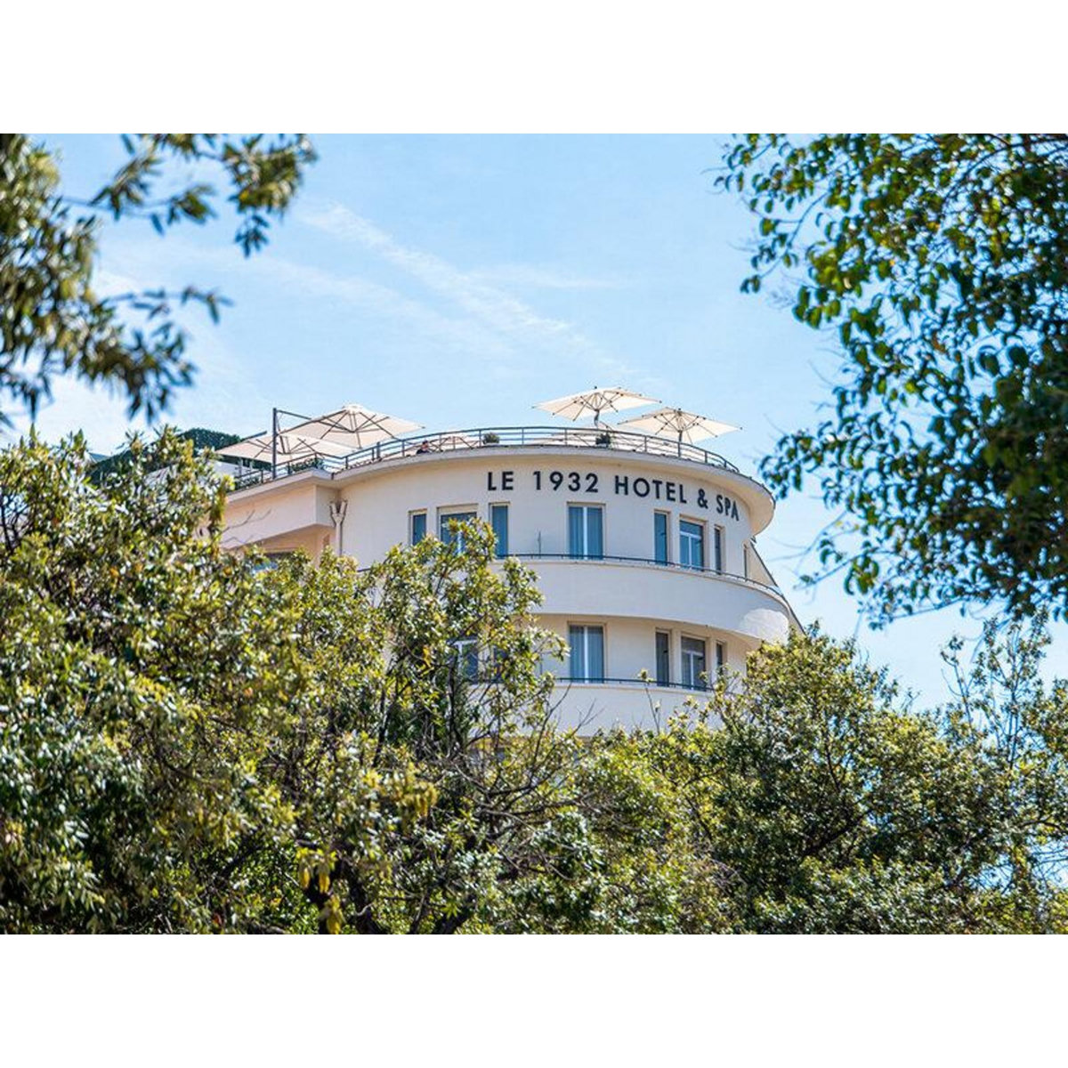 Smartbox 2 jours en hôtel 4* à Antibes en chambre supérieure avec balcon et vue sur la mer - Coffret Cadeau Séjour