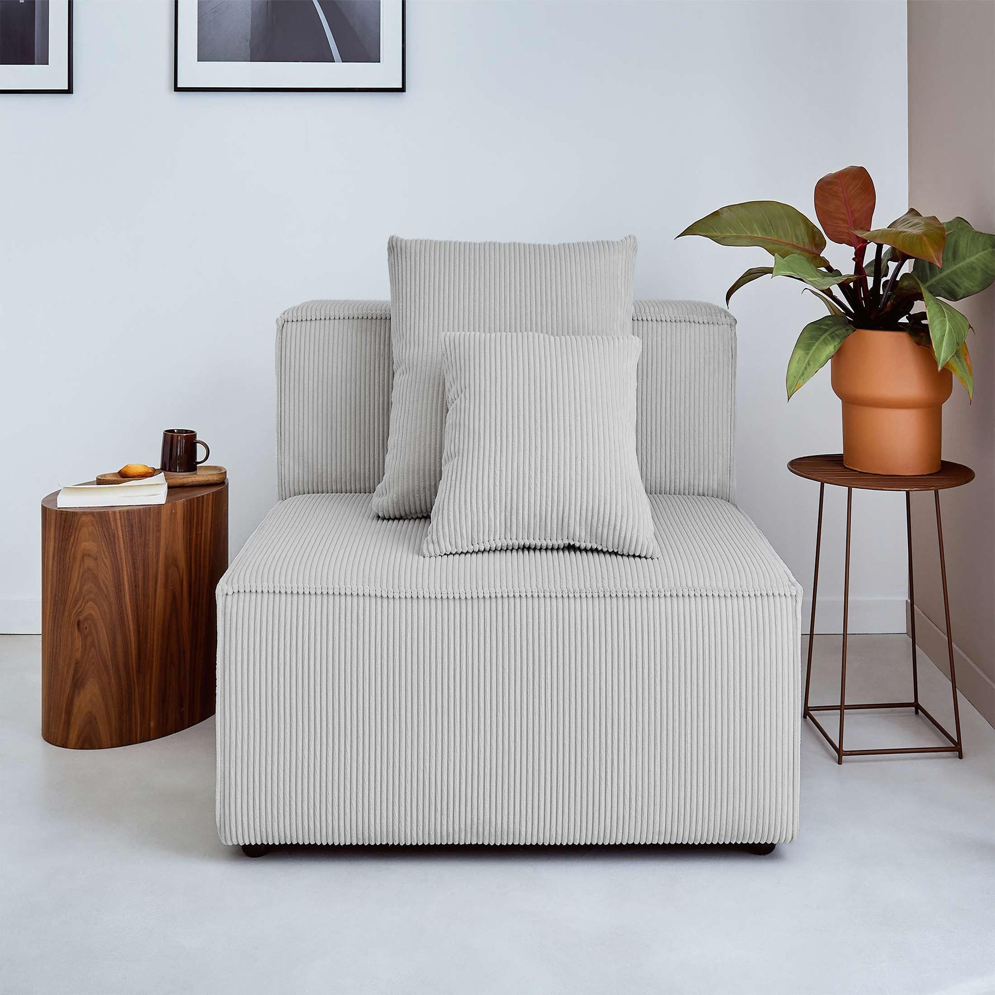 Voir la diapositive 3 : LISA DESIGN Colombine - module d'assise - en velours côtelé