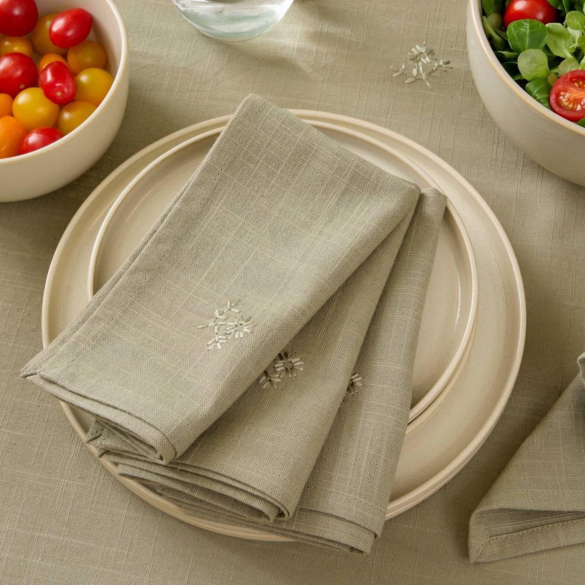 Voir la diapositive 3 : ATMOSPHERA Lot de 4 serviettes de table brodé  joy  40x40cm kaki