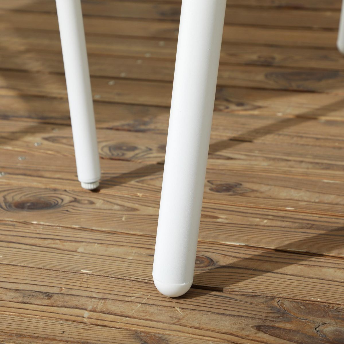 OUTSUNNY Salon de jardin 4 places 5 pièces table à manger chaises empilables coussins alu résine blanc beige