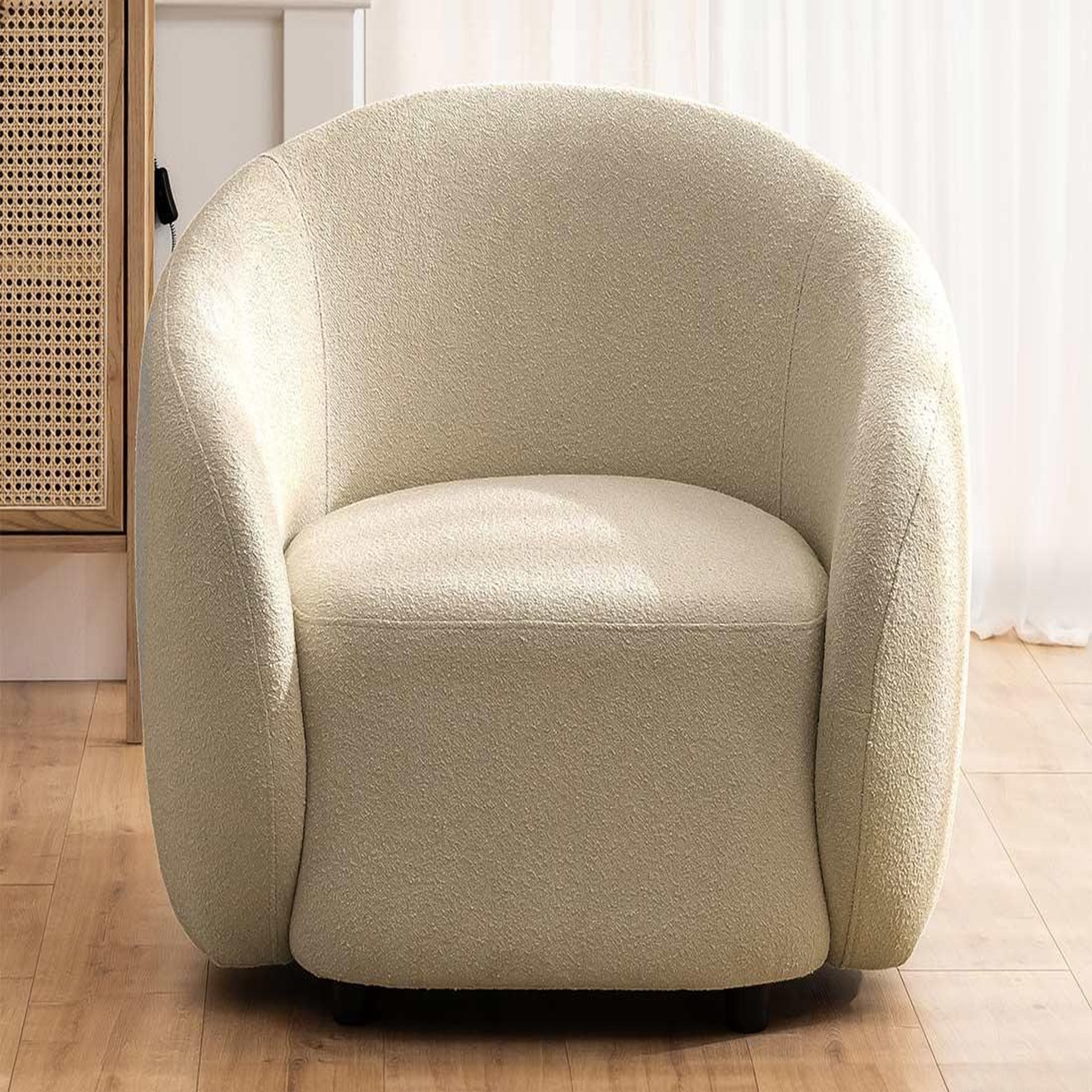 Voir la diapositive 5 : LISA DESIGN Flore - fauteuil en tissu bouclette