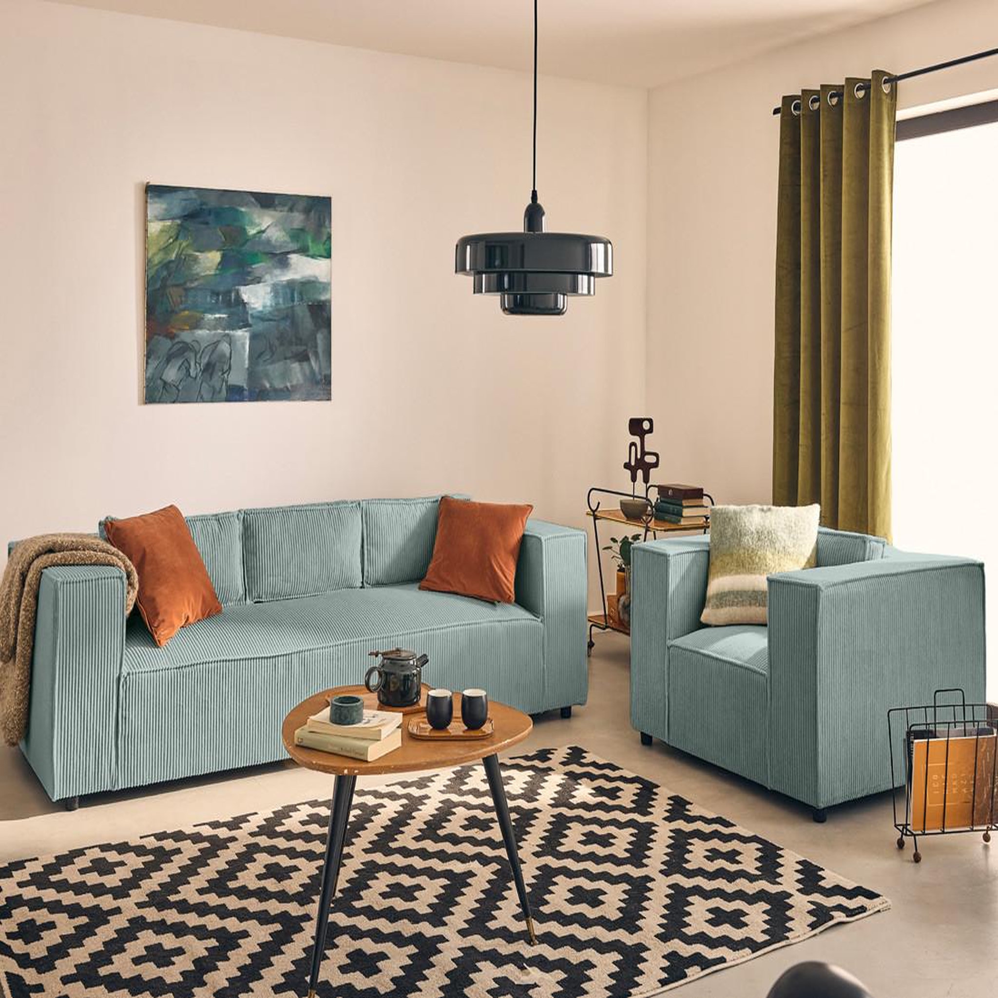 Voir la diapositive 1 : LISA DESIGN Stella - fauteuil en velours côtelé