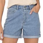 Only Short  Femme Only Vega. Coloris disponibles : Bleu