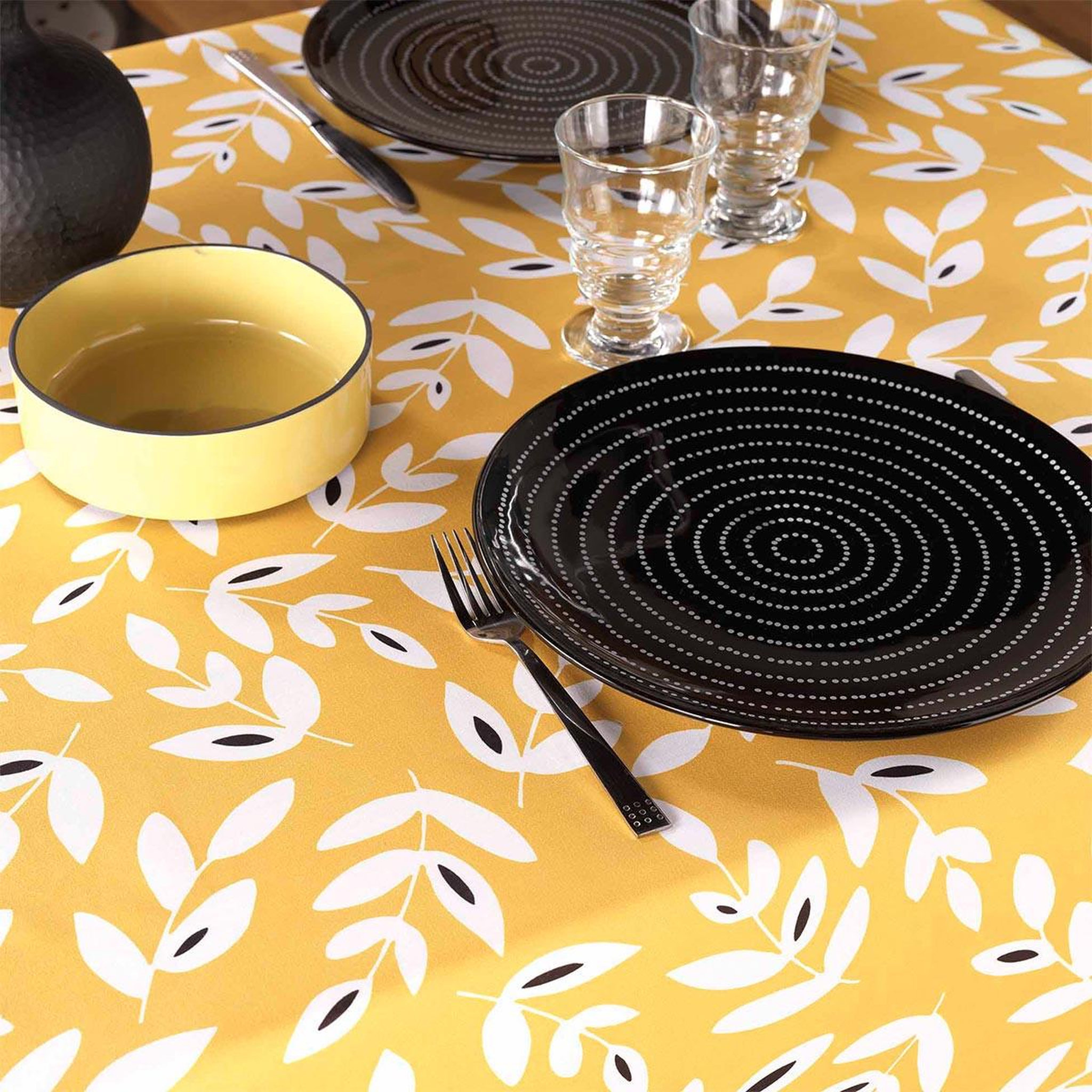 Voir la diapositive 2 : Douceur d'Intérieur Nappe en microfibre  bellys  140x240cm jaune