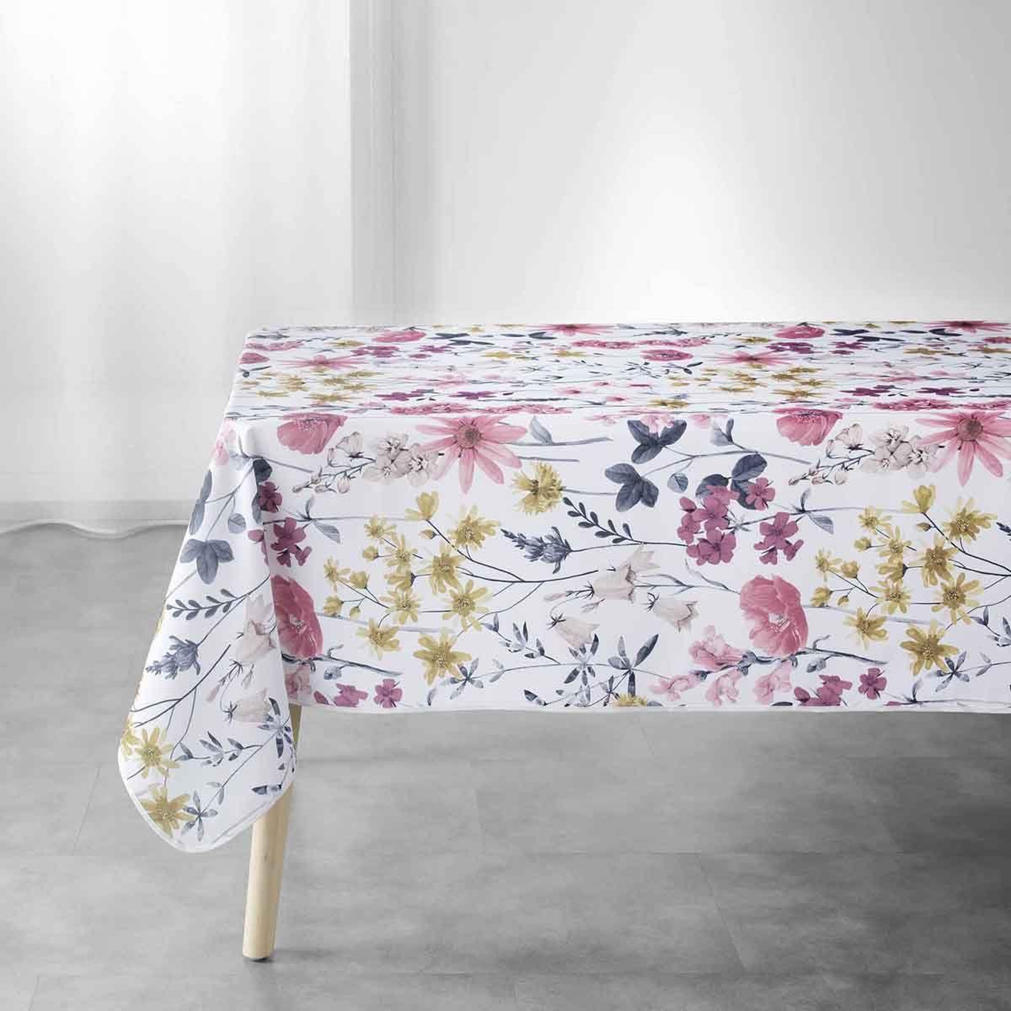 Voir la diapositive 1 : Douceur d'Intérieur Nappe imprimée  florabella  150x240cm multicolore