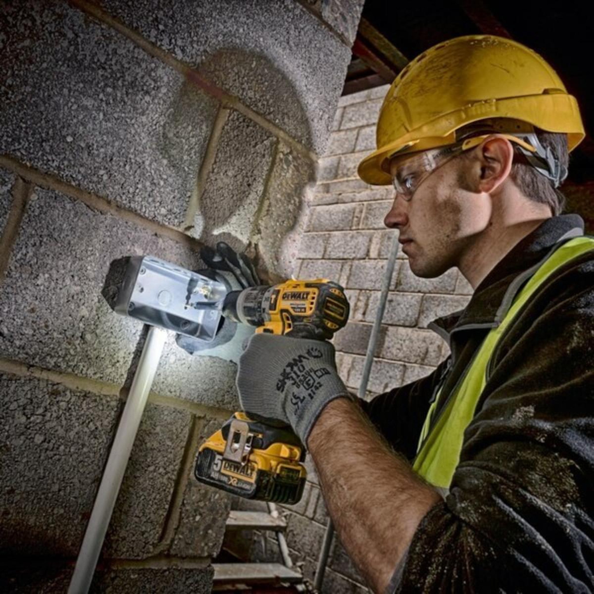Voir la diapositive 5 : Dewalt Coffret perceuse visseuse à percussion et visseuse à chocs 18v - 5ah - dck266p2t