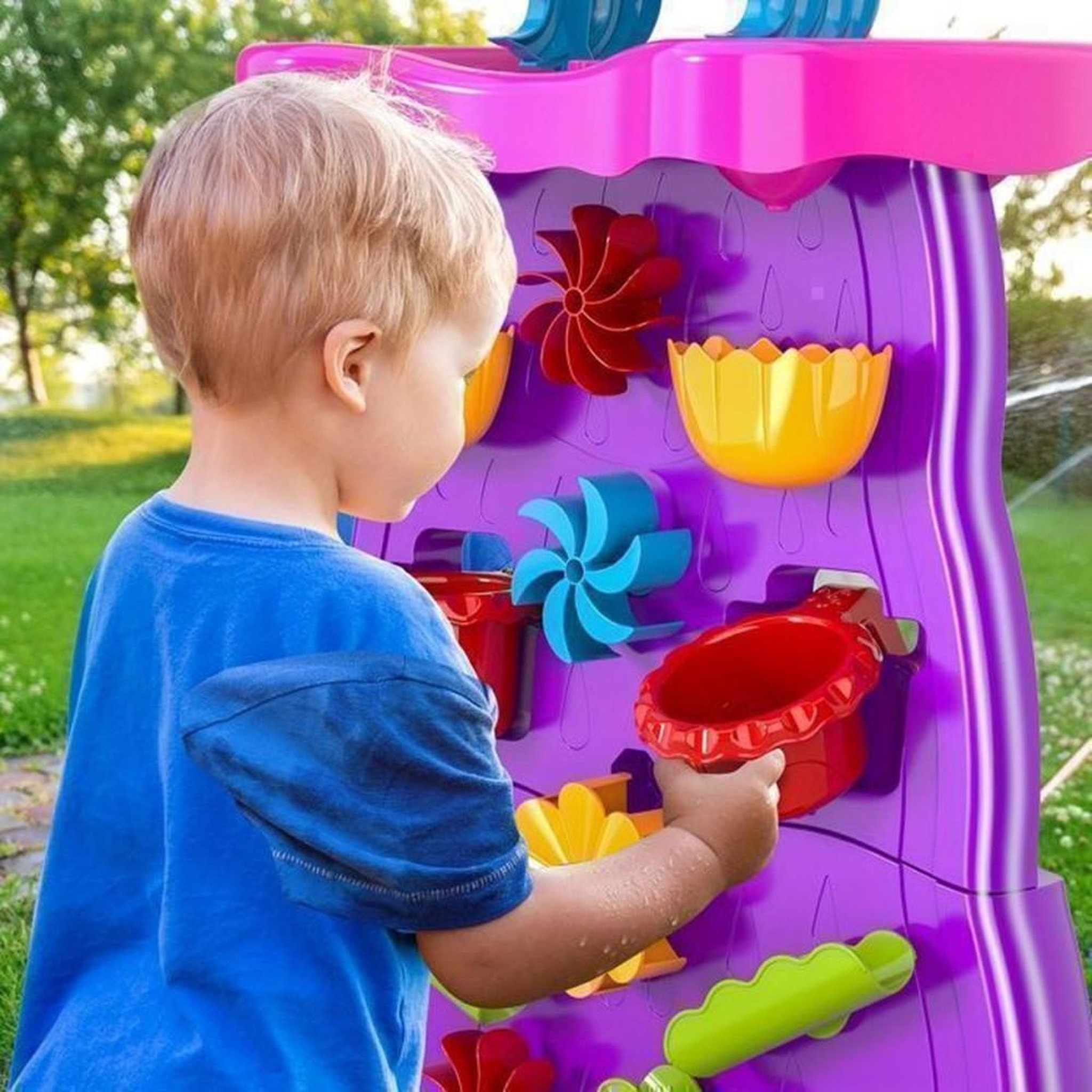 Voir la diapositive 4 : Table murale d'activités double face sable et eau violet avec accessoires pour enfants 3 à 8 ans