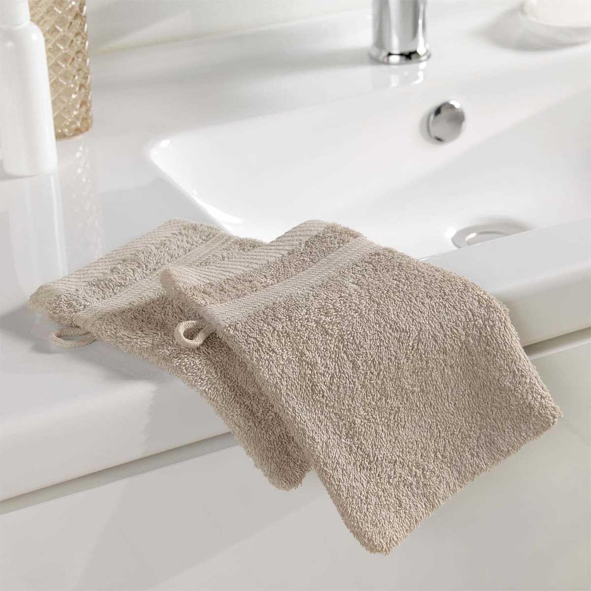Voir la diapositive 2 : Douceur d'Intérieur Lot de 2 gants de toilette  tendresse  15x21cm taupe