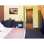 Voir la diapositive 2 : Smartbox Séjour en famille en hôtel Mercure 4* aux portes d'Aix-en-Provence - Coffret Cadeau Séjour