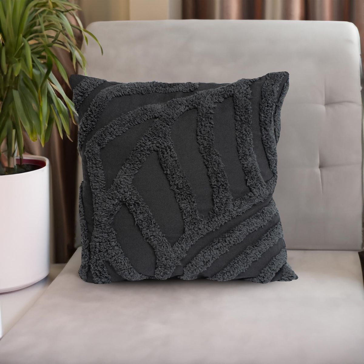 SOLEIL D'OCRE Coussin 40x40 cm TUFT, par Soleil d'Ocre